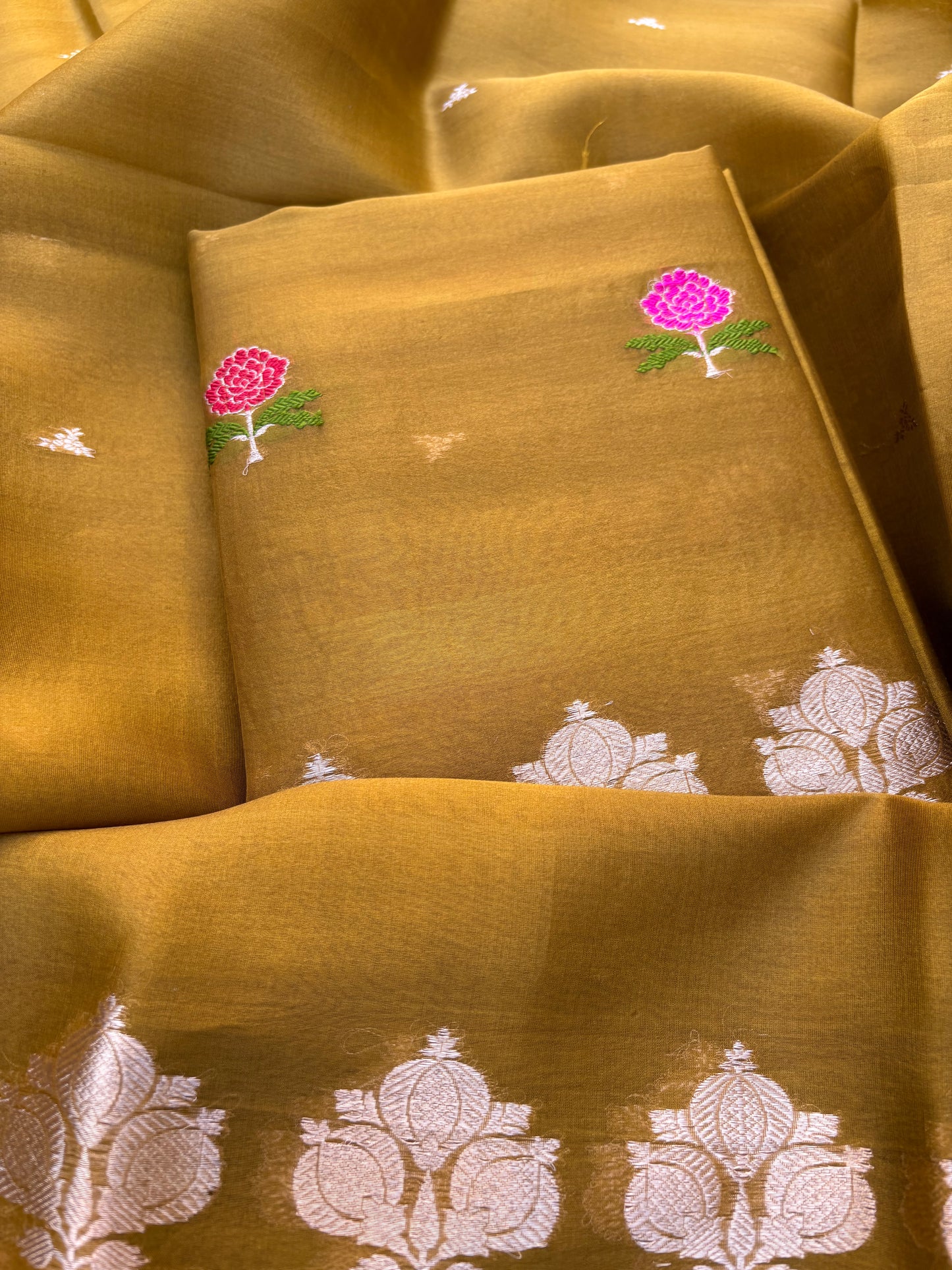Green kora kadhwa meenadar suit set