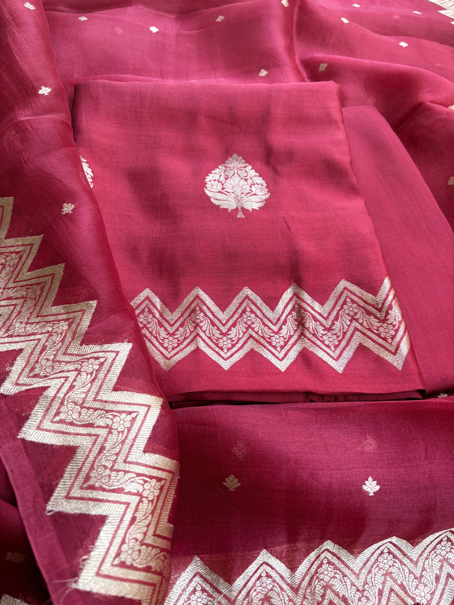 Red maroon Chiniya kora suit set