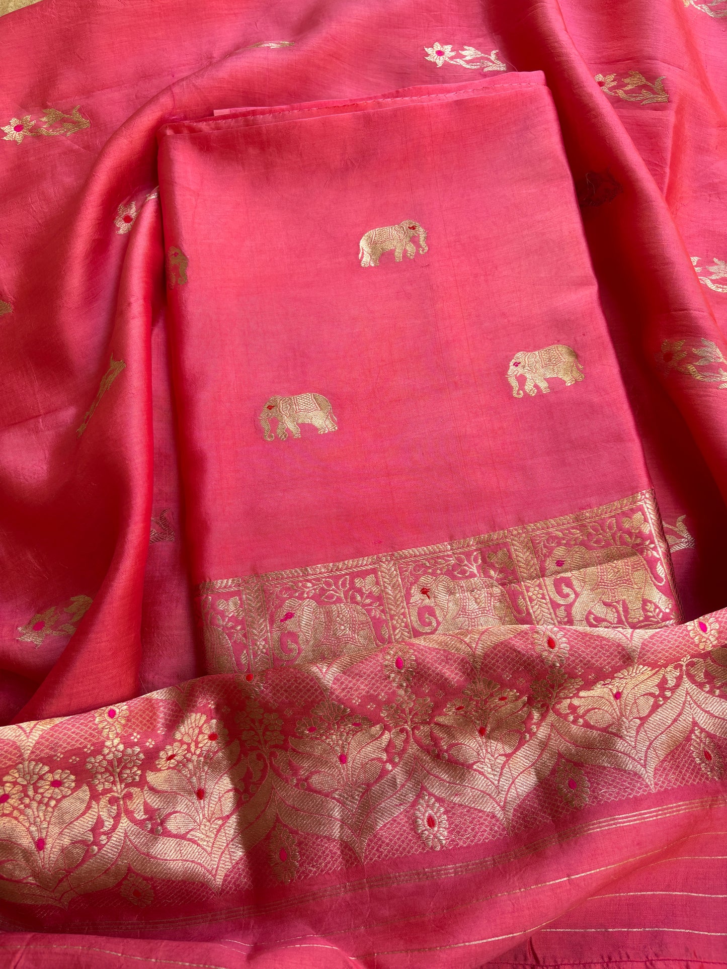 Pink Chiniya elephant motif kadhwa suit set