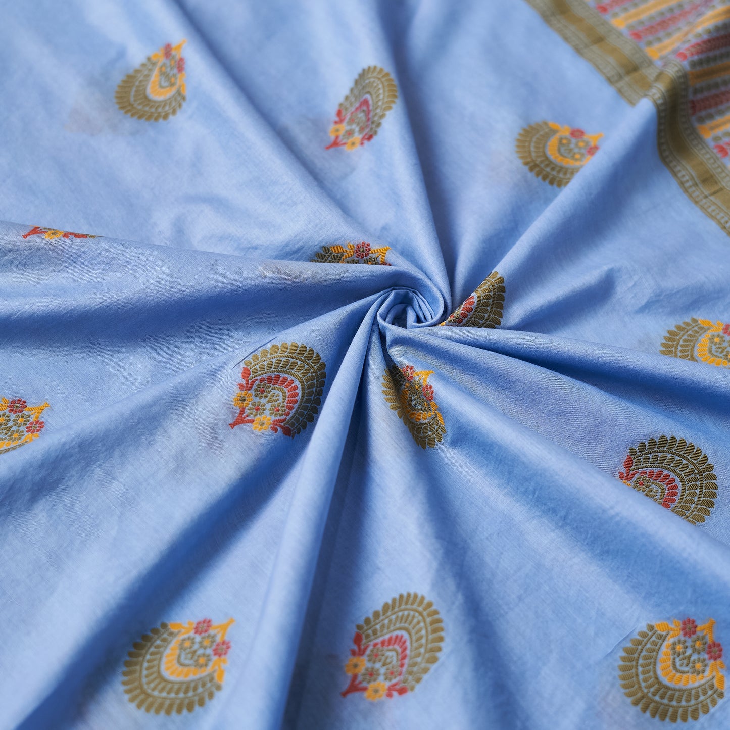 Blue Meenadar jaal kurta, meenadar border dupatta, plain bottom