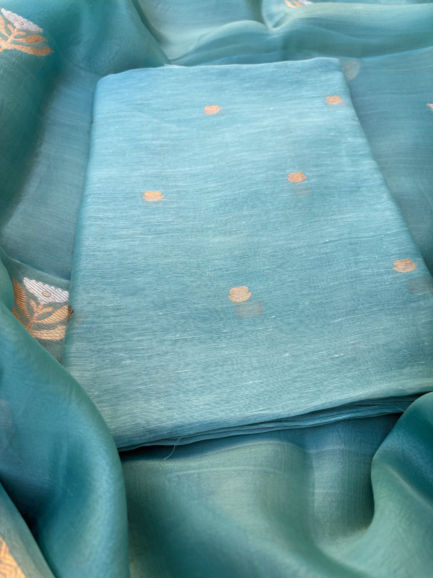 Blue linen silk kurta, kora kadhwa dupatta, plain bottom