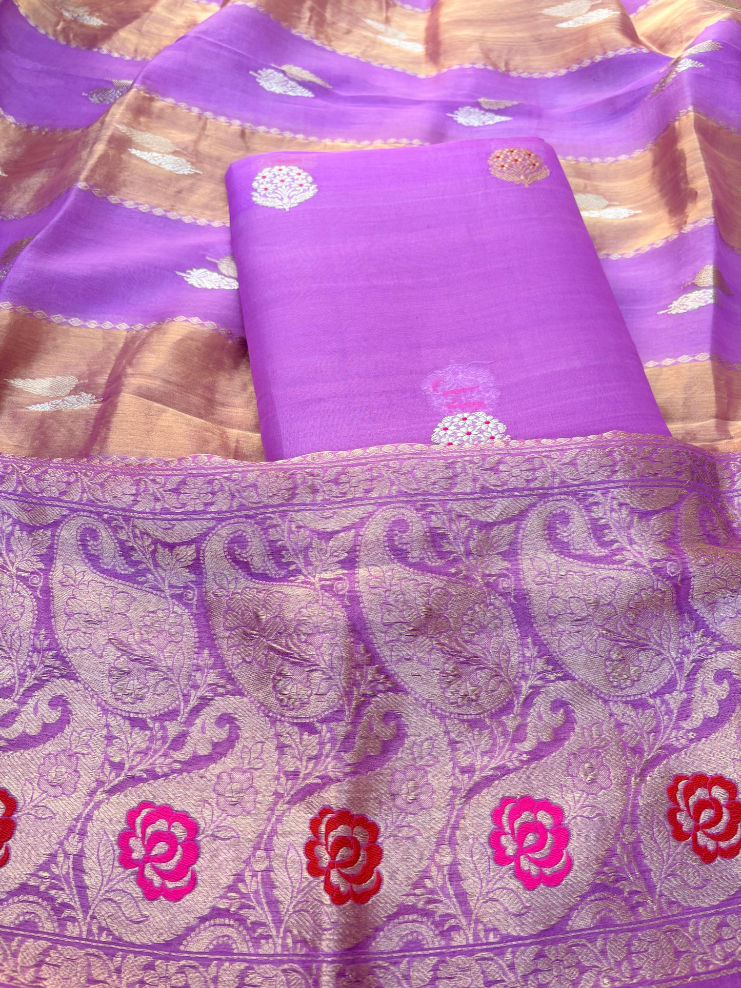 Lavender pure kadhwa silk kurta, kora tissue dupatta , plain silk bottom