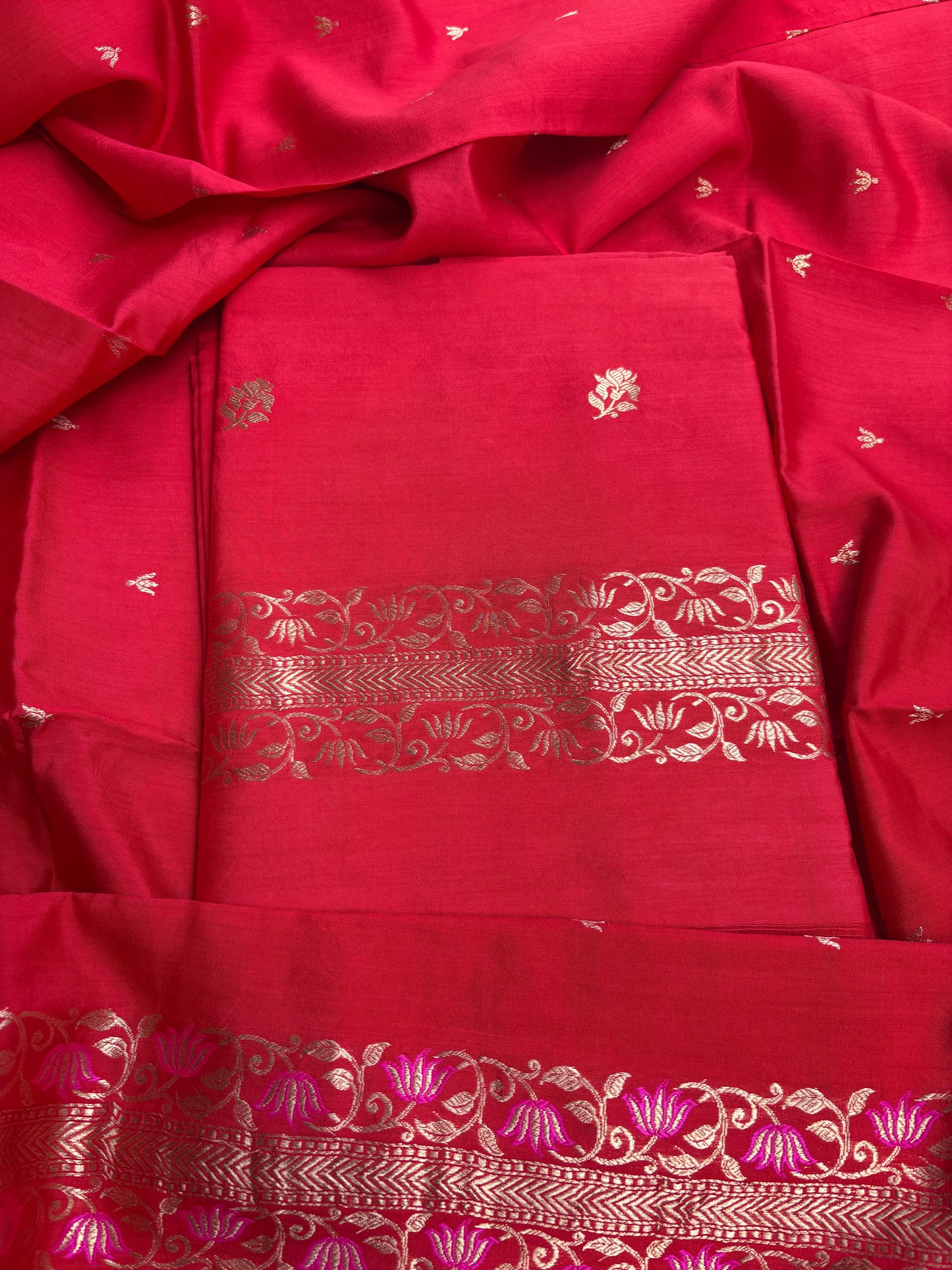 Red Chiniya silk 3 piece suit set