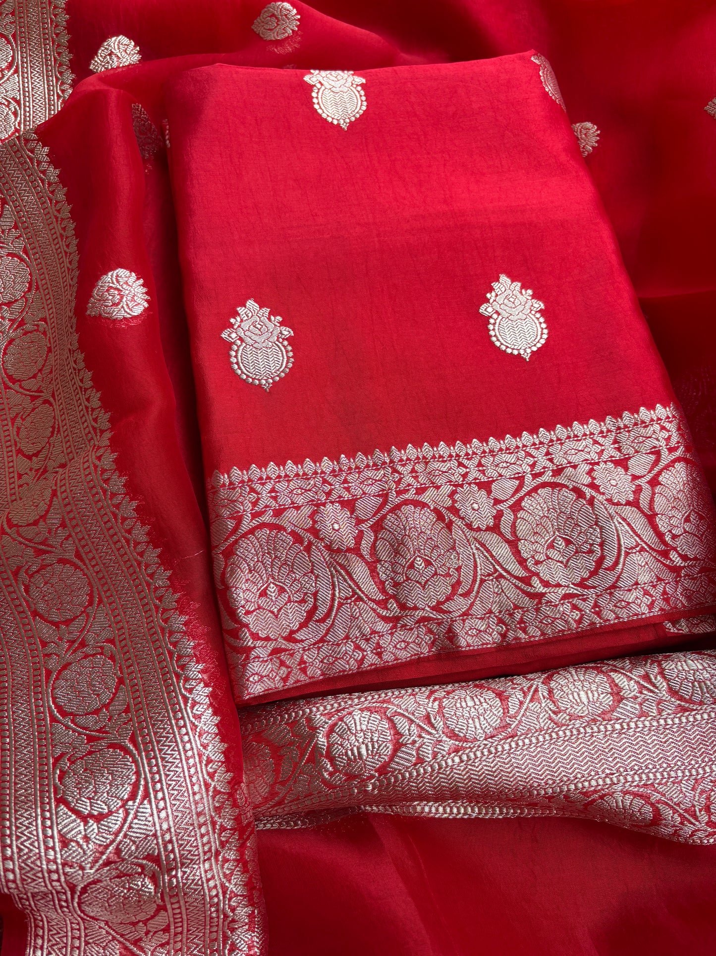 Red silver zari Chiniya kora suit set