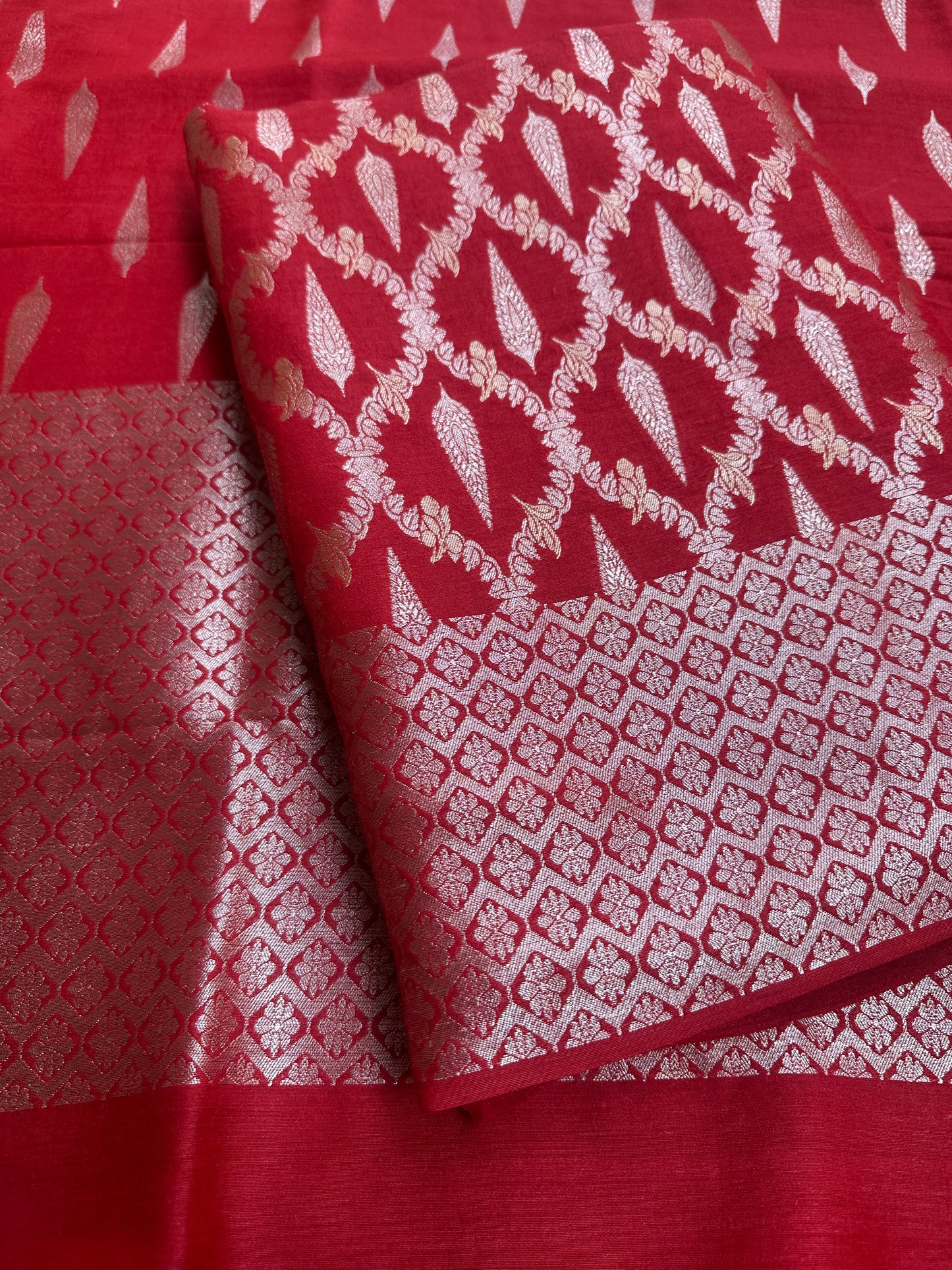 Red meendar moonga silk 3 piece suit set