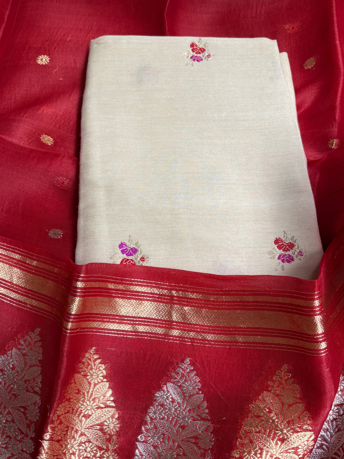 Cream moonga silk meenadar kurta, kora silk dupatta, plain silk bottom