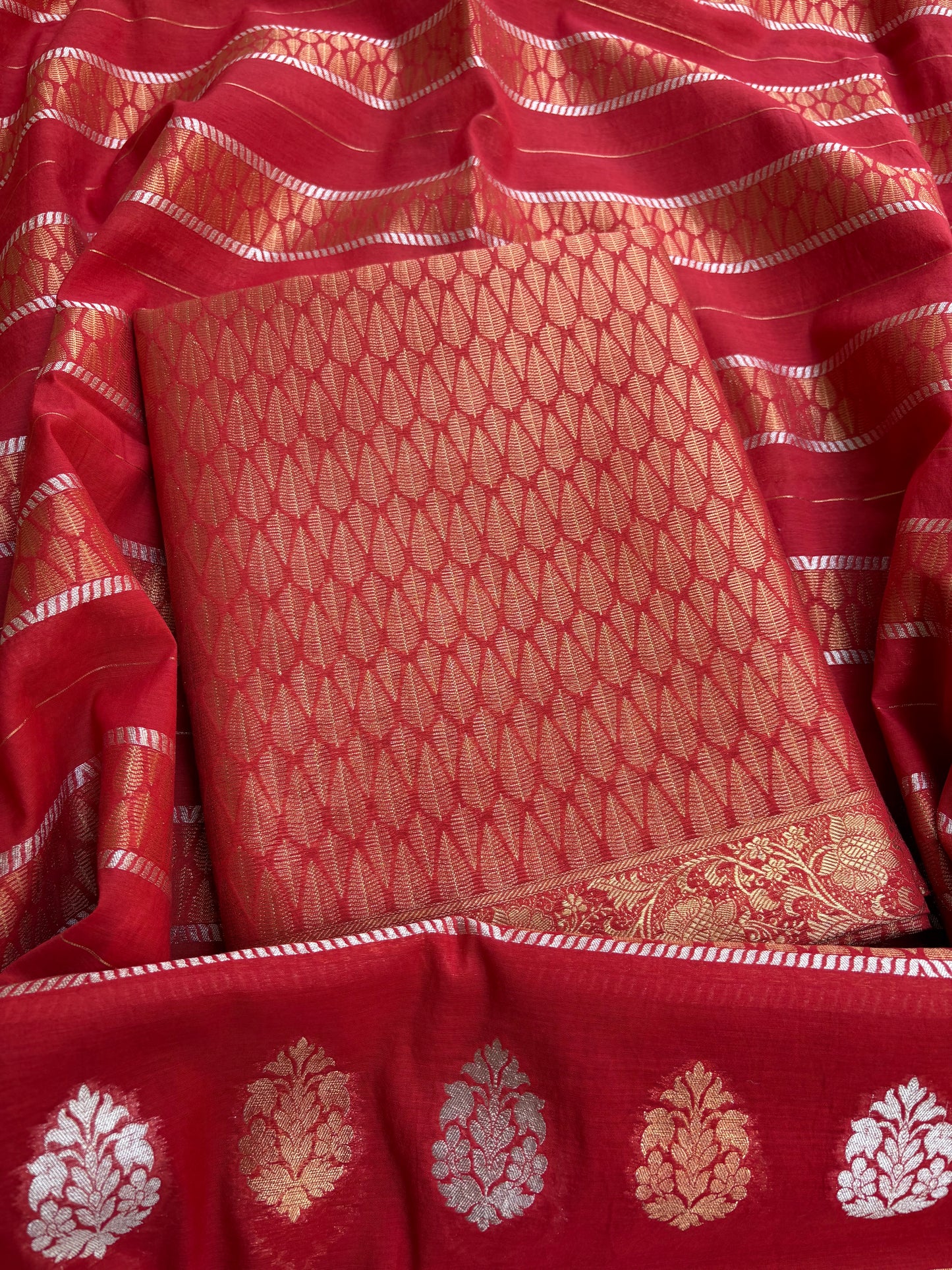 Red cotton tissue 3 piece suit set