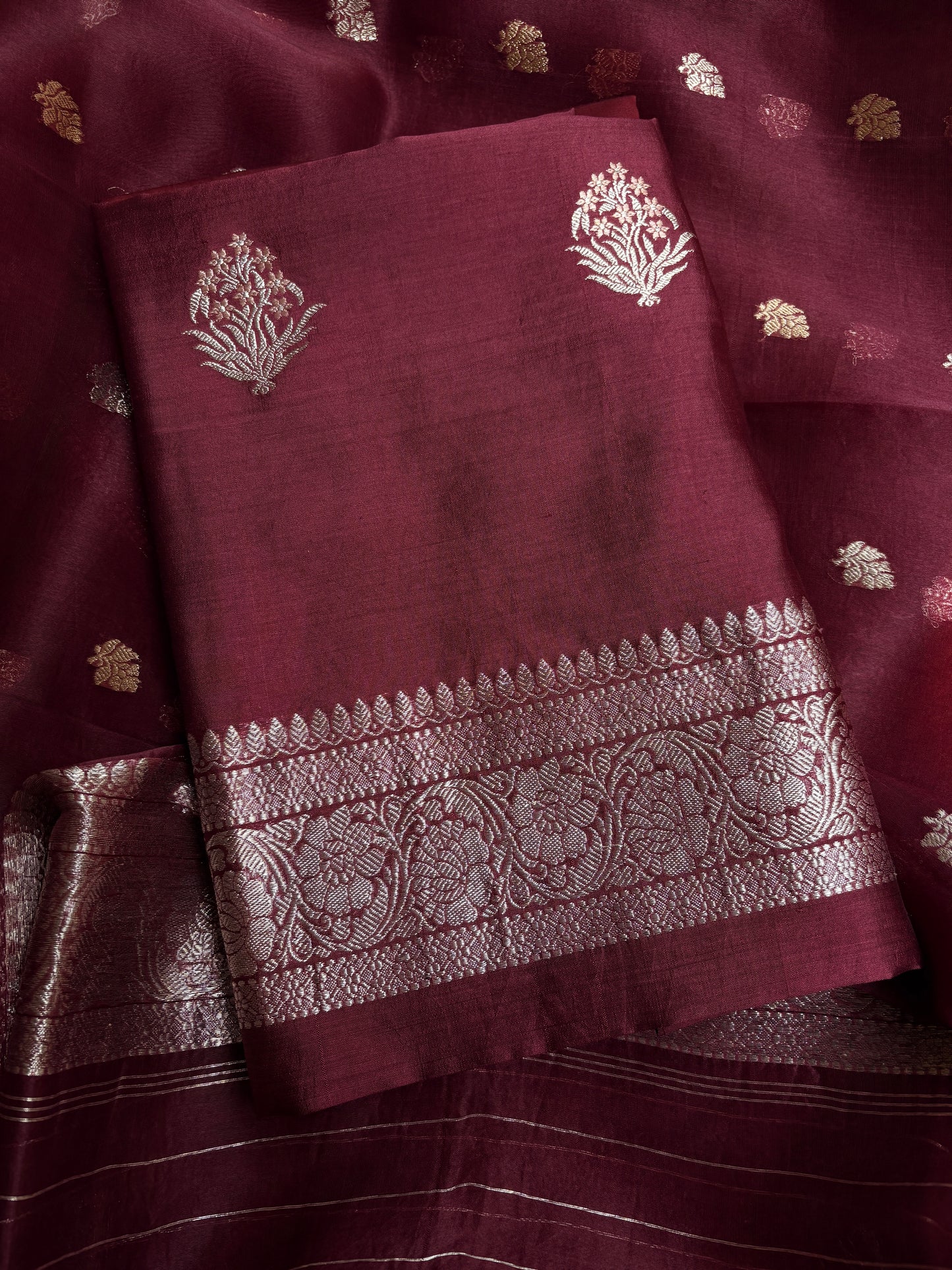 Maroon chiniya silver zari kadhwa kurta, kora silver zari dupatta, plain bottom