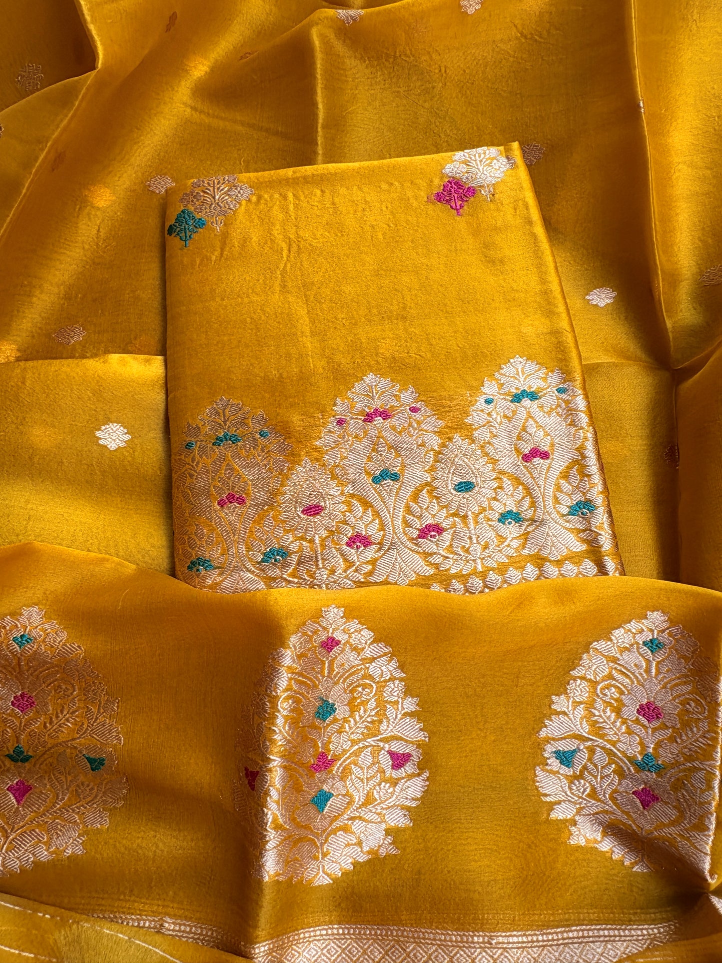 Yellow golden kora kadhwa 3 piece suit set