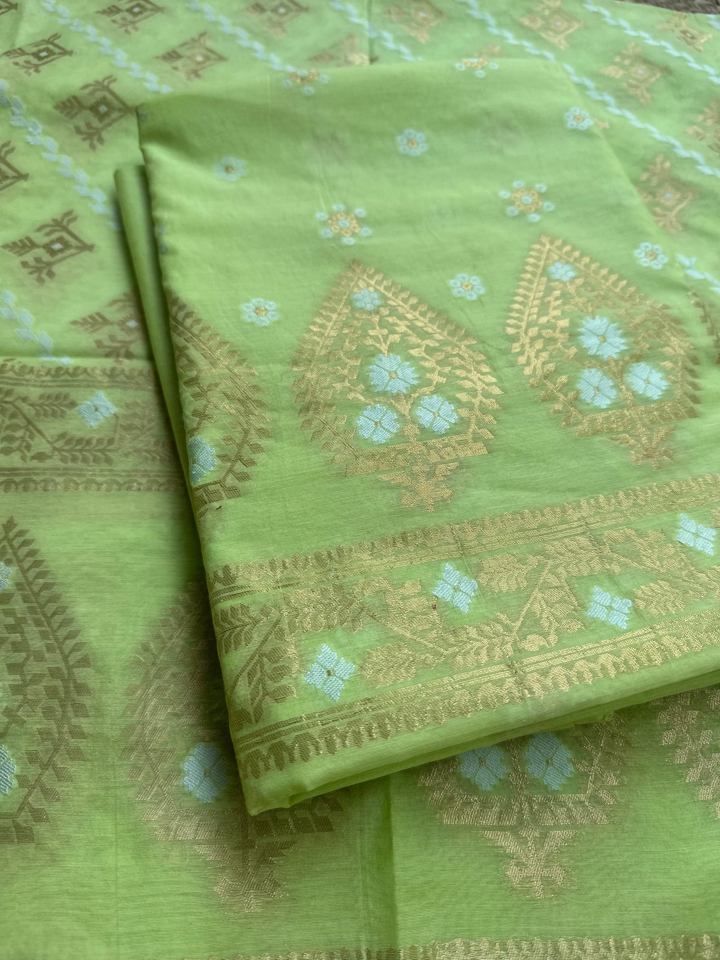 Green chanderi zari Resham weaving 3 piece suit set