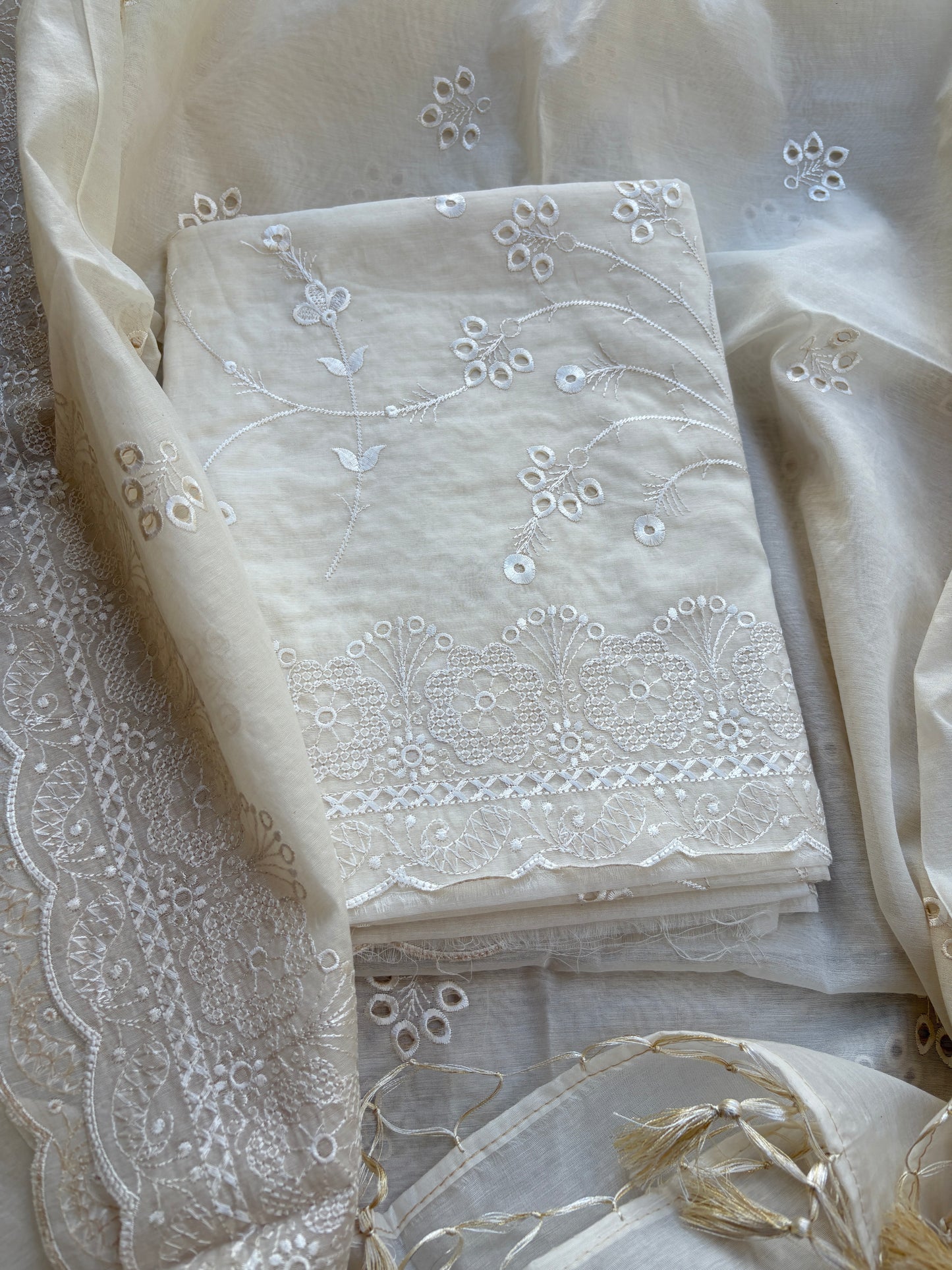 Mulchanderi suit set