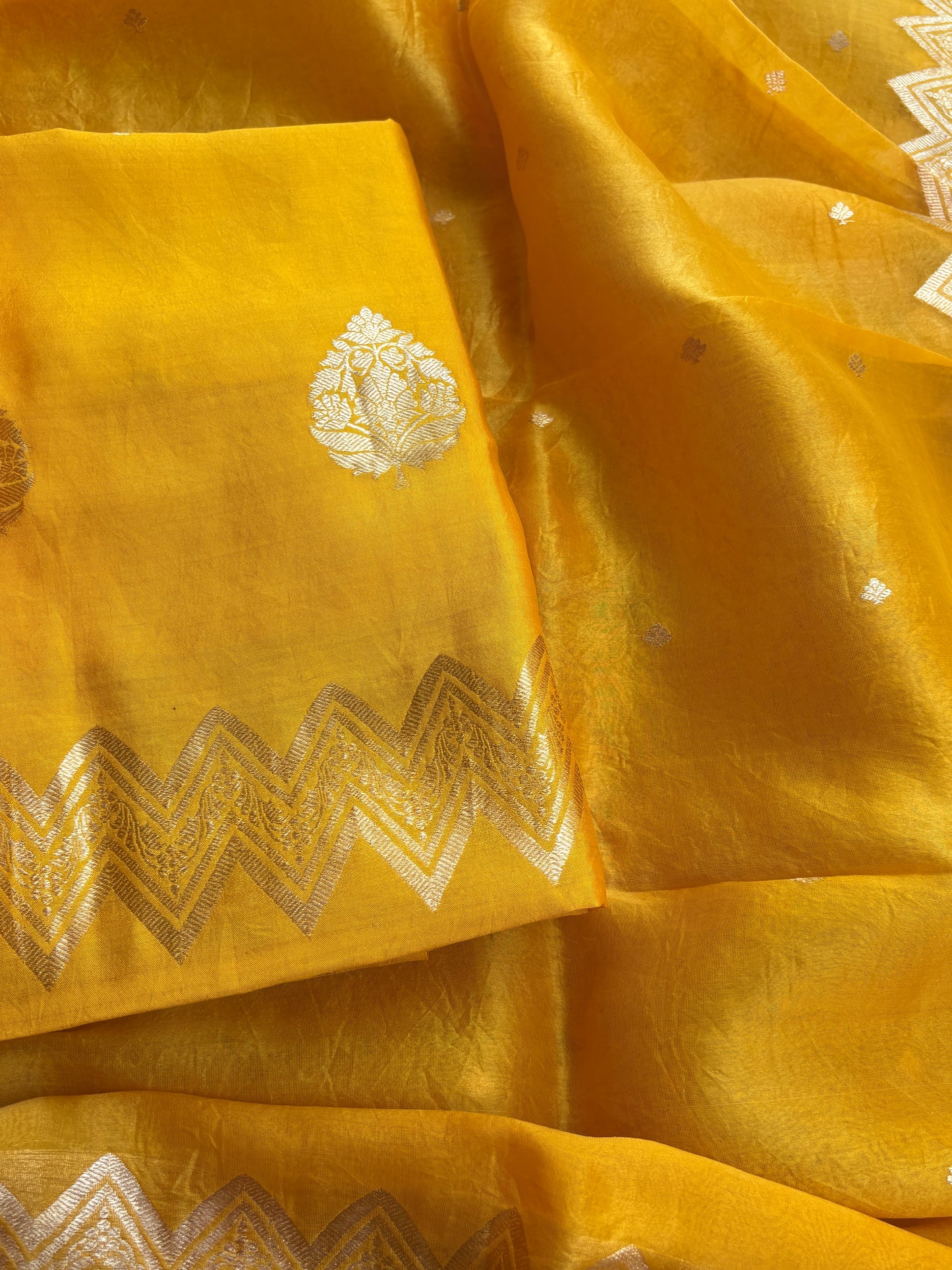 Yellow Chiniya kora suit set