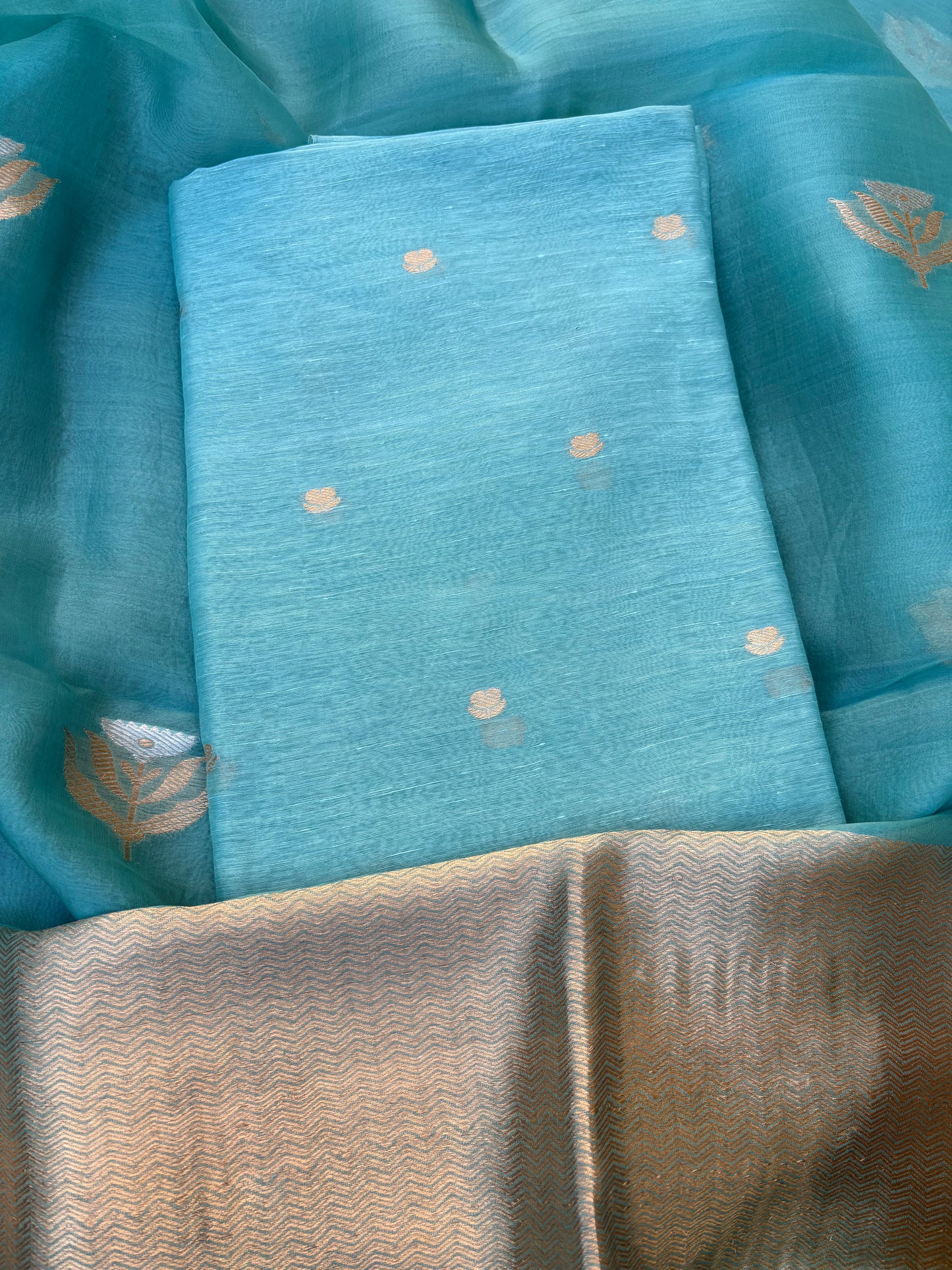 Blue linen silk kurta, kora kadhwa dupatta, plain bottom