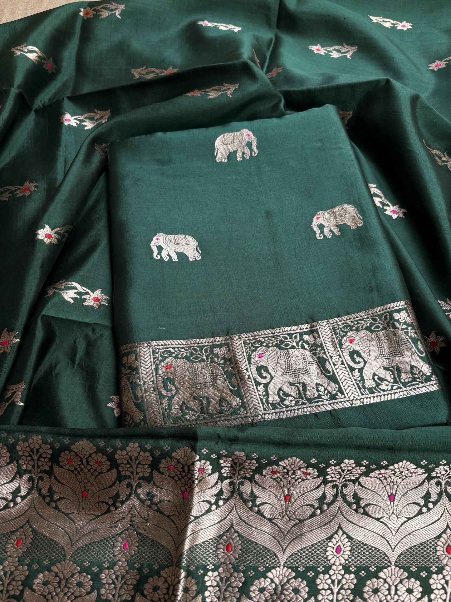 Green pure silk kadhwa figure motif suit set