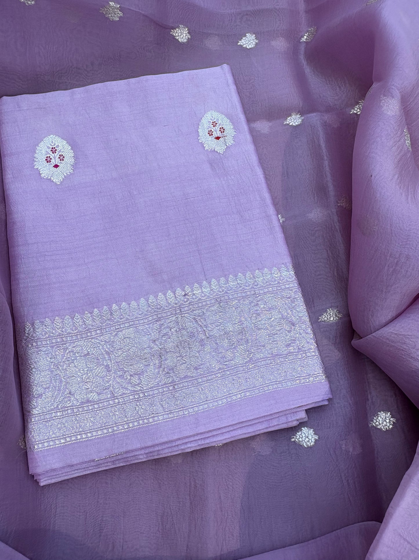 Lavender Chiniya meenadar kurta, kora silk dupatta, plain bottom