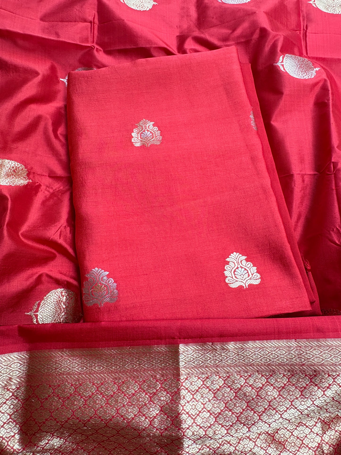 Red Chiniya katan silk suit set