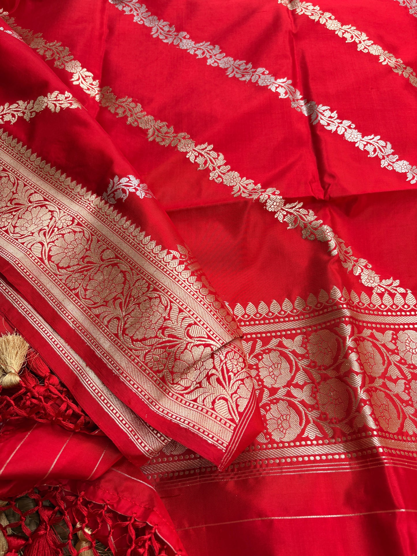 Red katan silk kadhwa dupatta