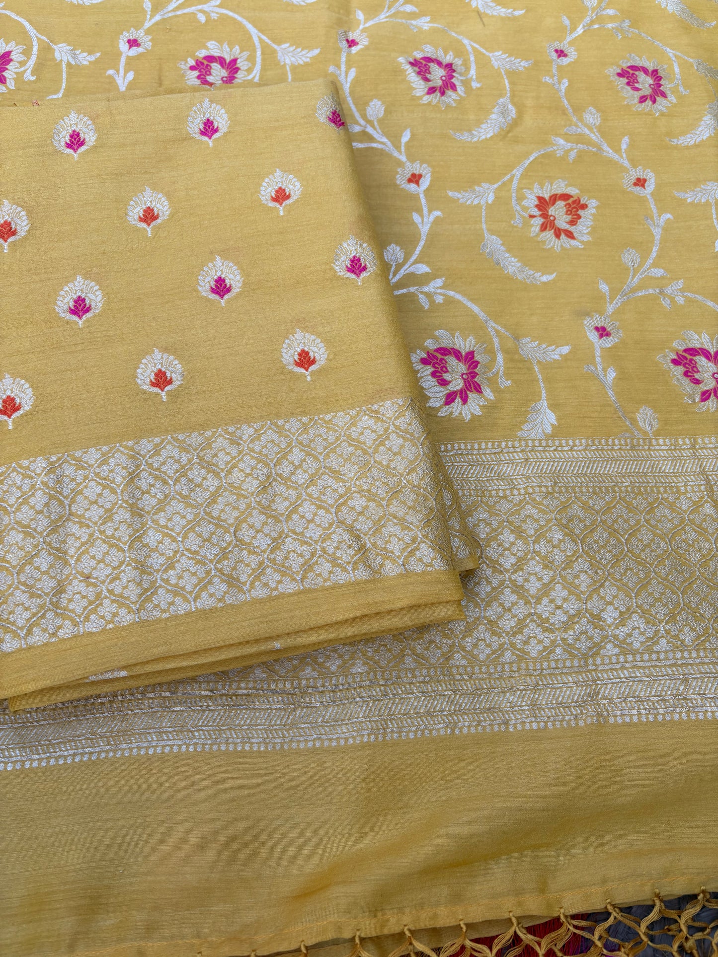 Yellow meenadar moonga silk jaal suit set