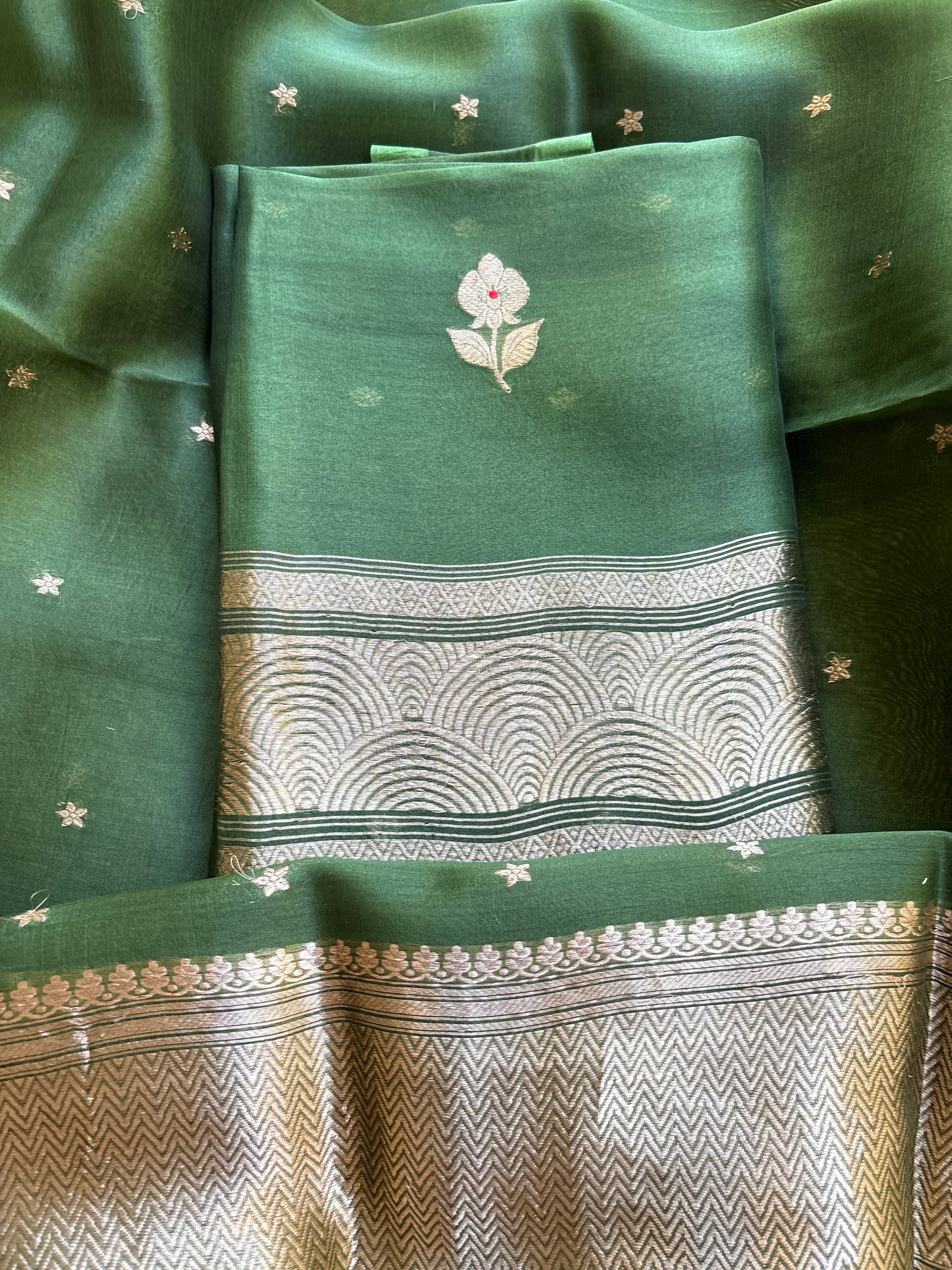 Green kora kadhwa silk suit set
