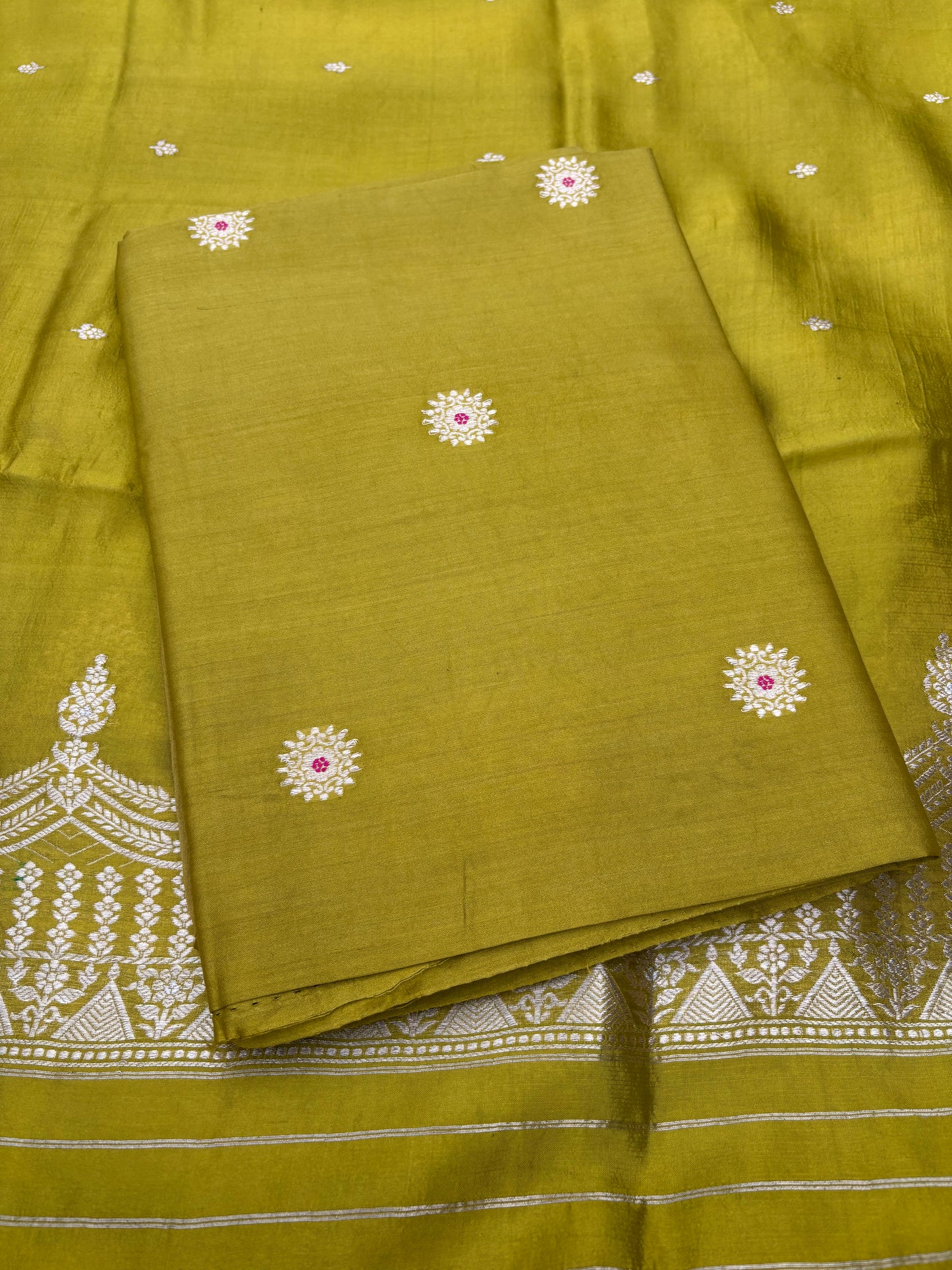 Green Chiniya silk 3 piece suit set