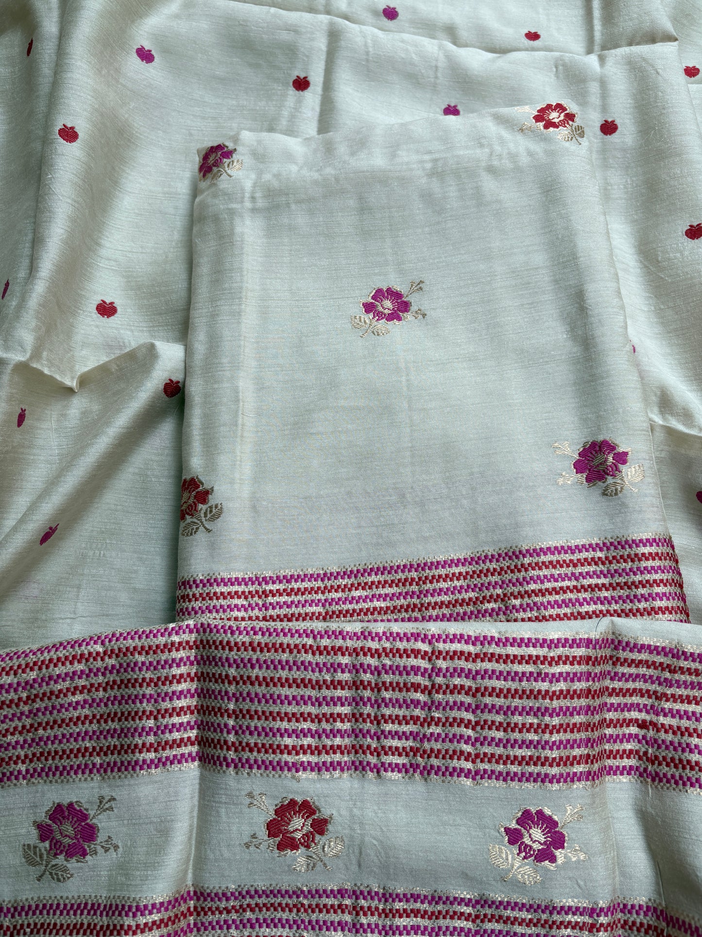 Cream moonga silk meenadar suit set