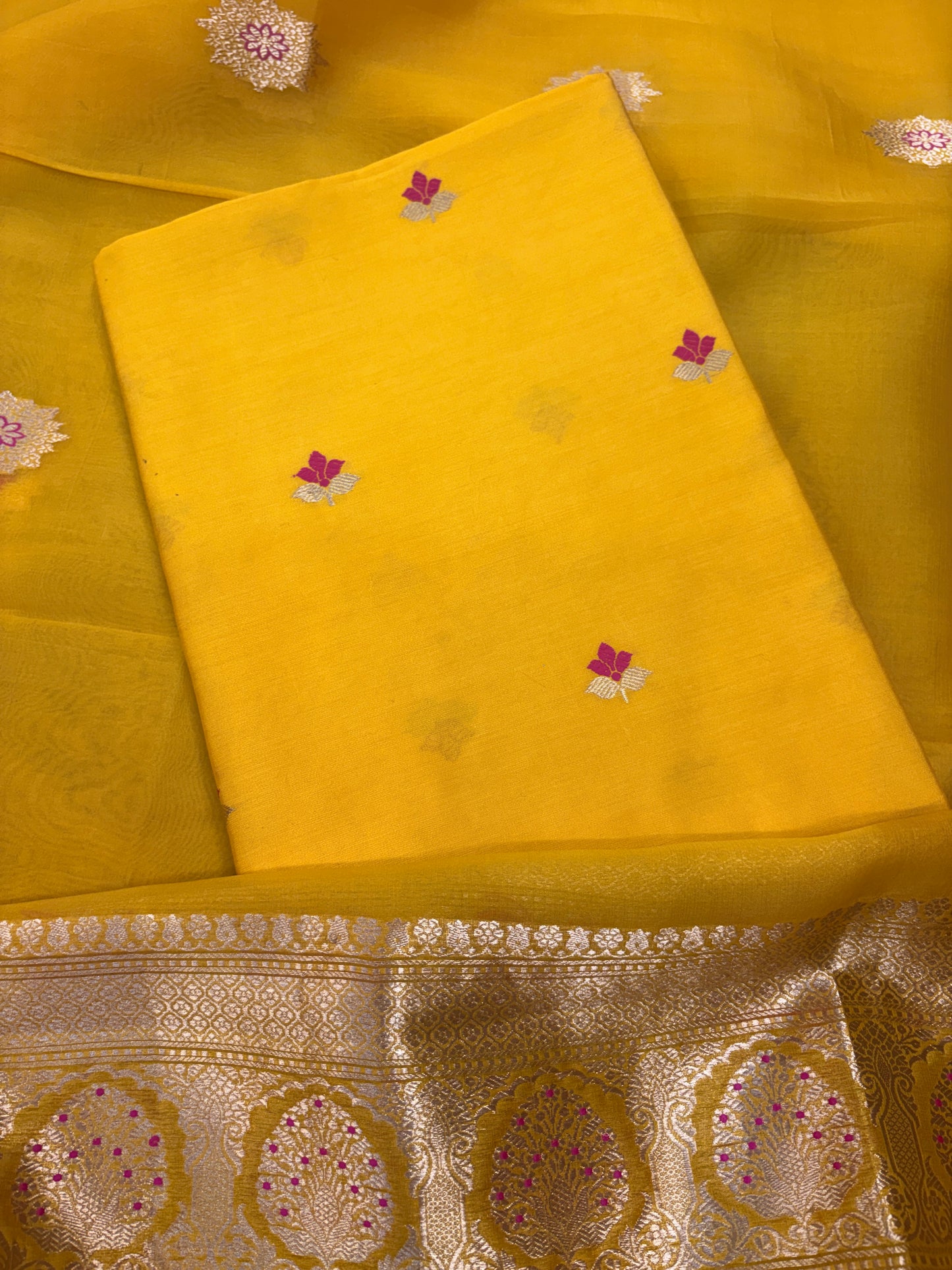 Yellow Chiniya silk kurta bottom and kora silk dupatta