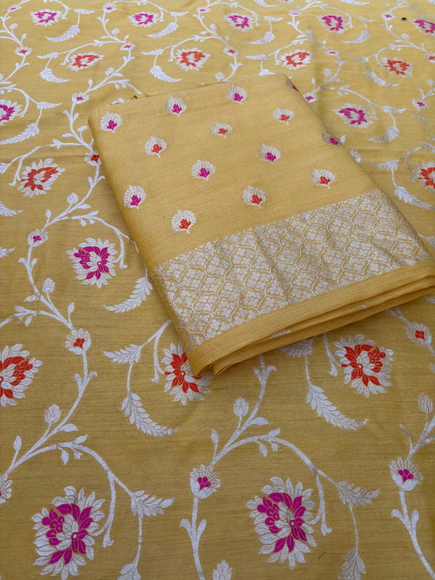 Yellow meenadar moonga silk jaal suit set