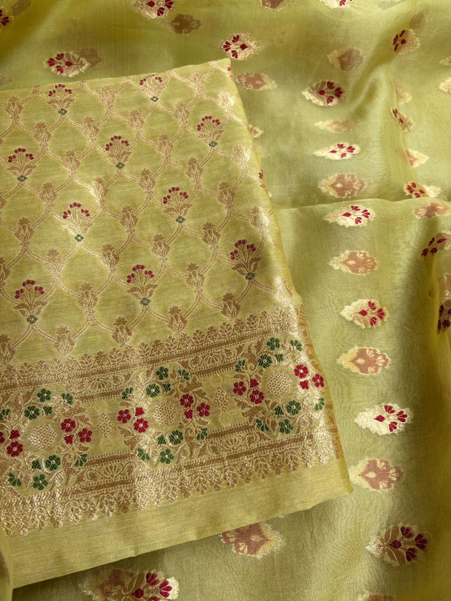 Green moonga silk kurta, kora kadhwa silk dupatta , plain bottom
