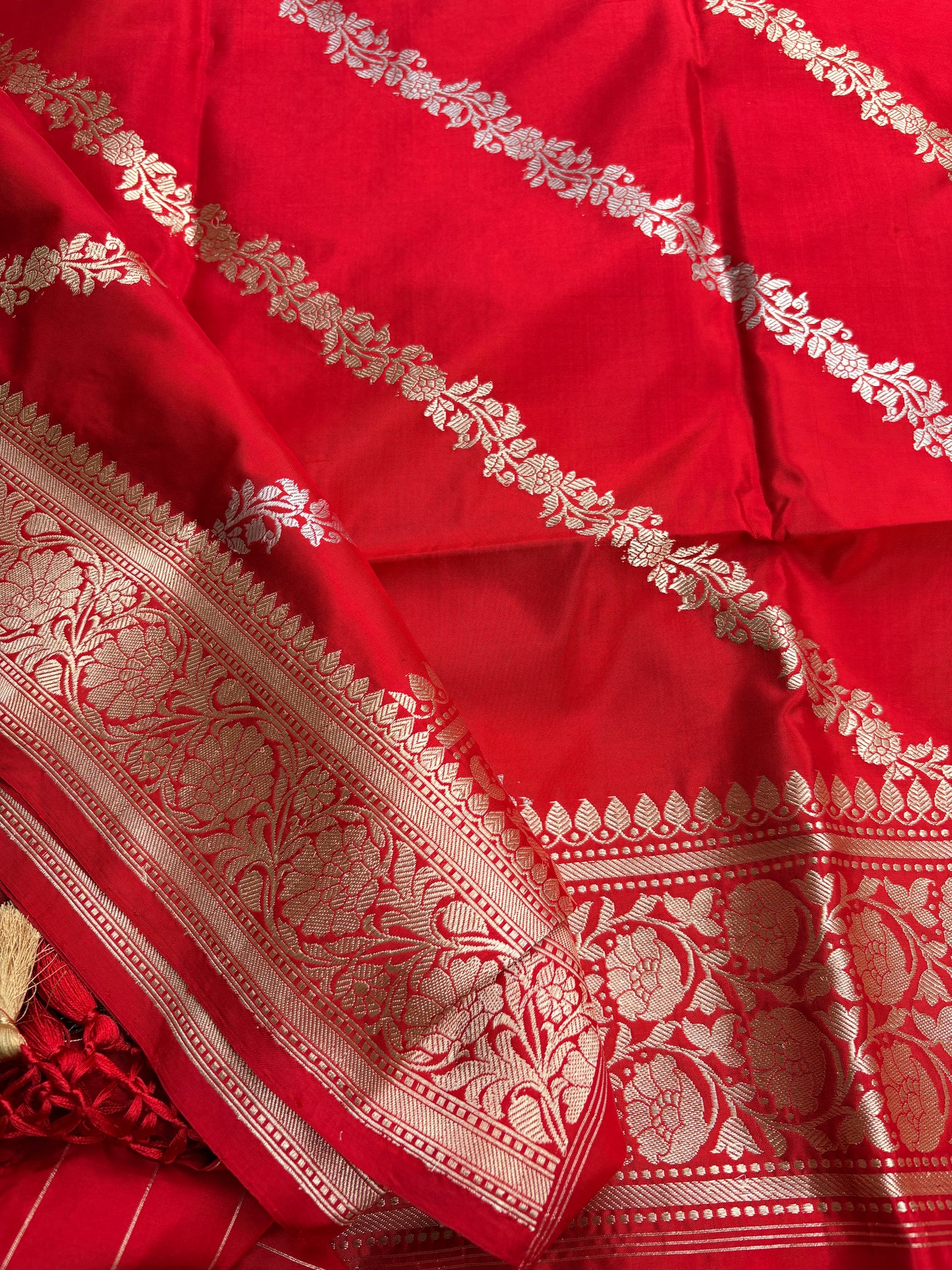 Red katan silk kadhwa dupatta