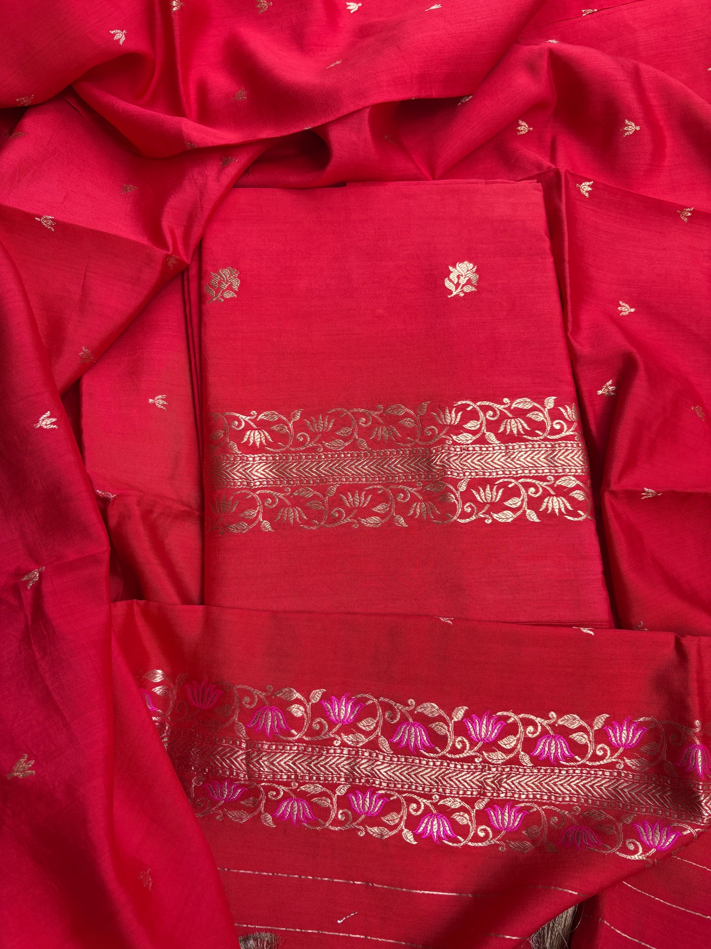 Red Chiniya silk 3 piece suit set
