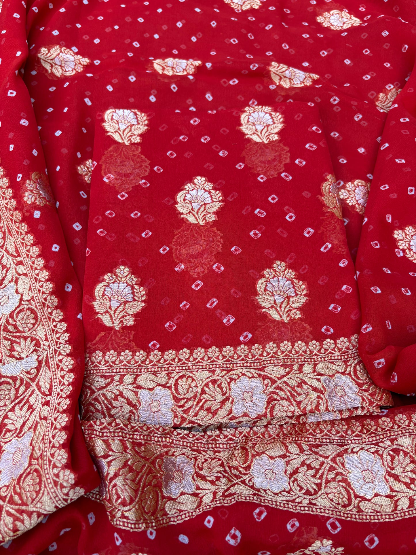 Red Khaddi georgette kadhwa bandhani 3 piece suit set
