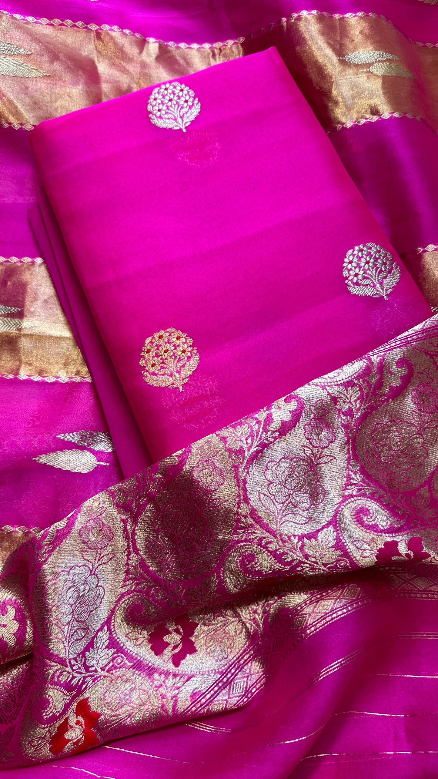 Pink pure kora silk sona Rupa booti kurta, kora tissue dupatta and plain bottom