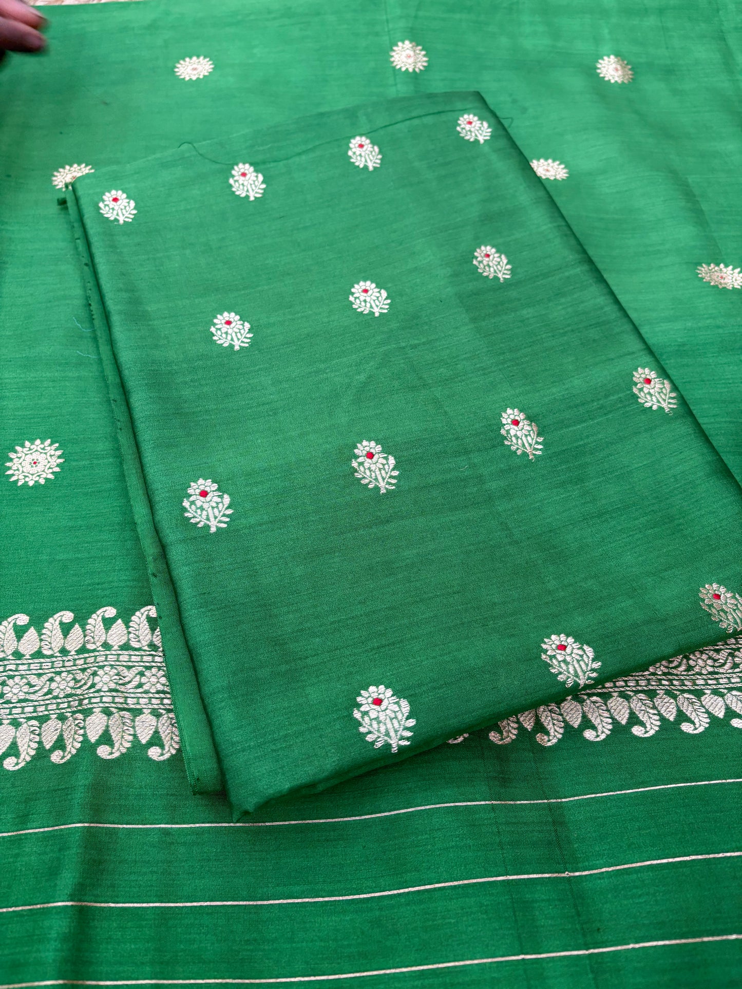 Green Chiniya silk kadhwa 3 piece suit set