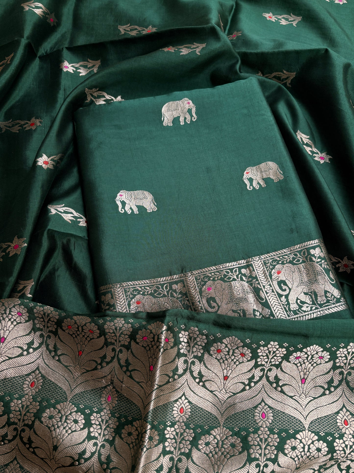 Green pure silk kadhwa figure motif suit set
