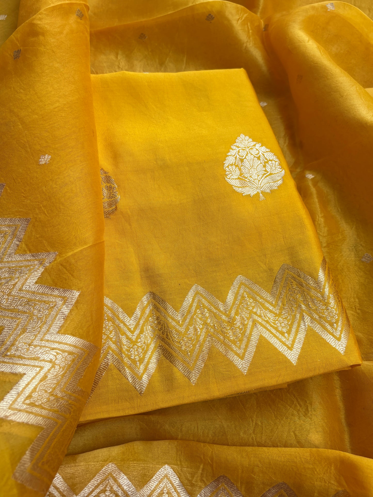 Yellow Chiniya kora suit set