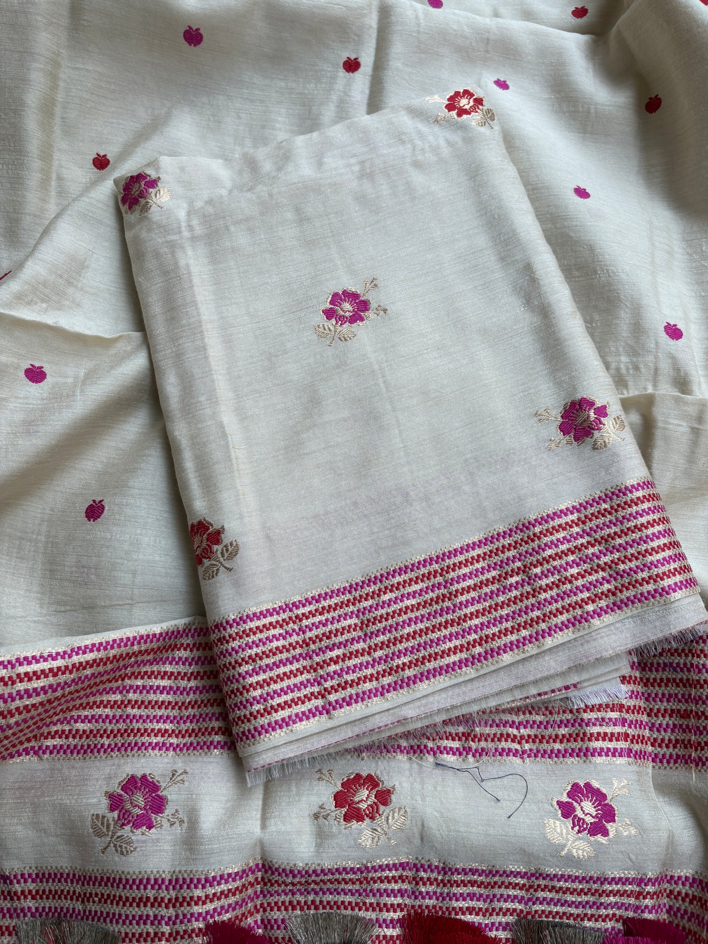 Cream moonga silk meenadar suit set