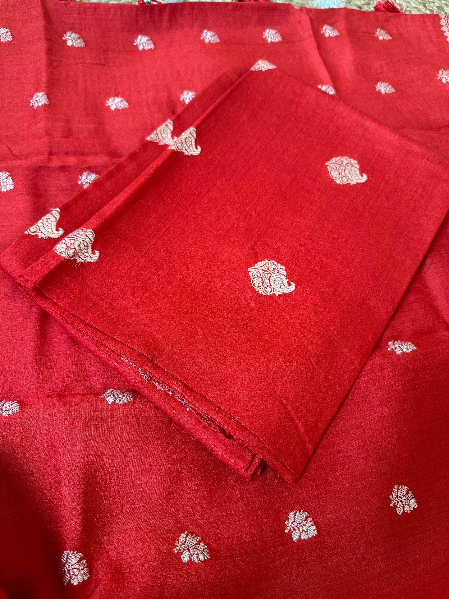 Red silver zari pure handloom moonga silk suit set.