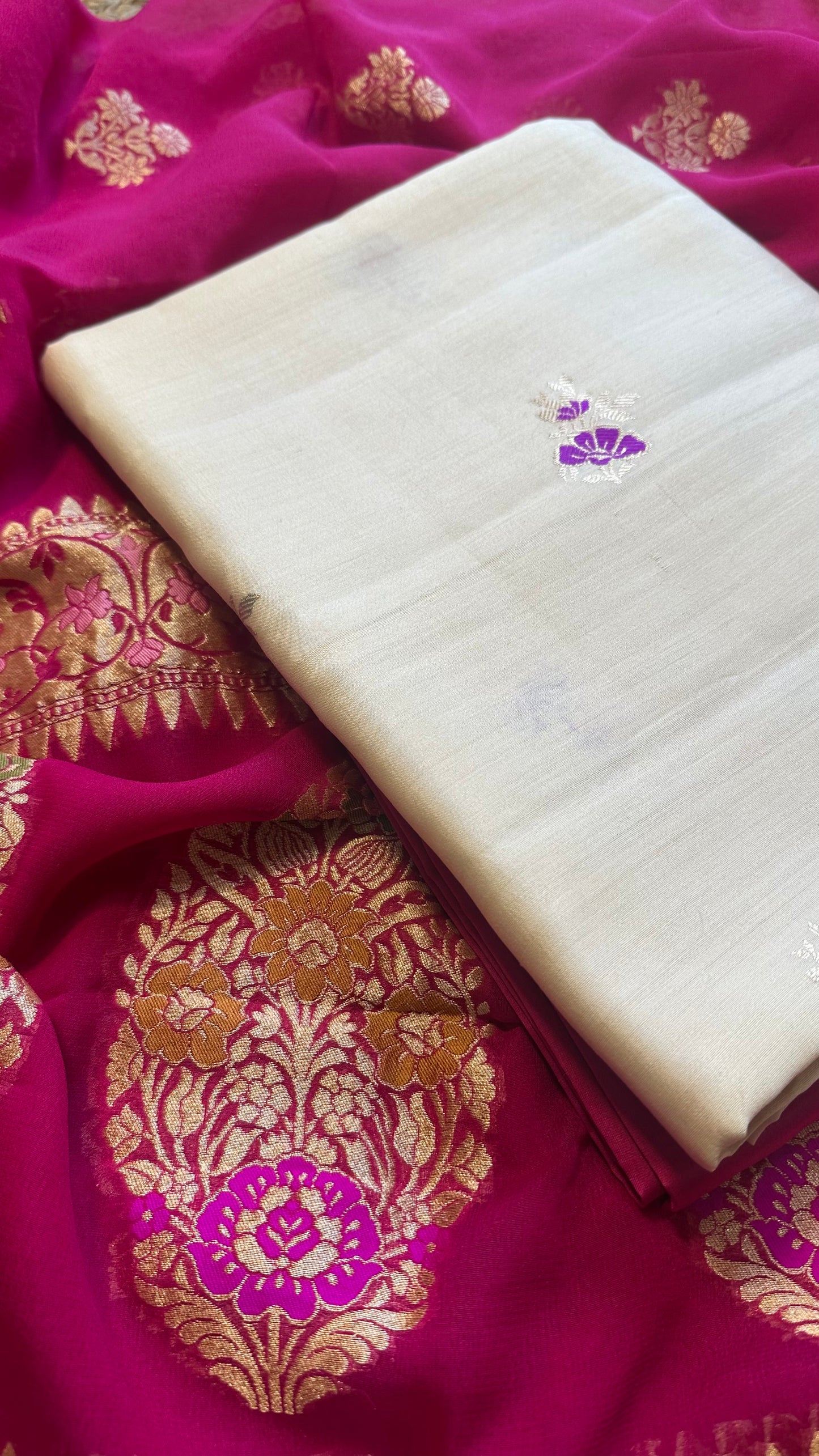 Cream chiniya silk meendar kurta, khaddi georgette dupatta , plain bottom