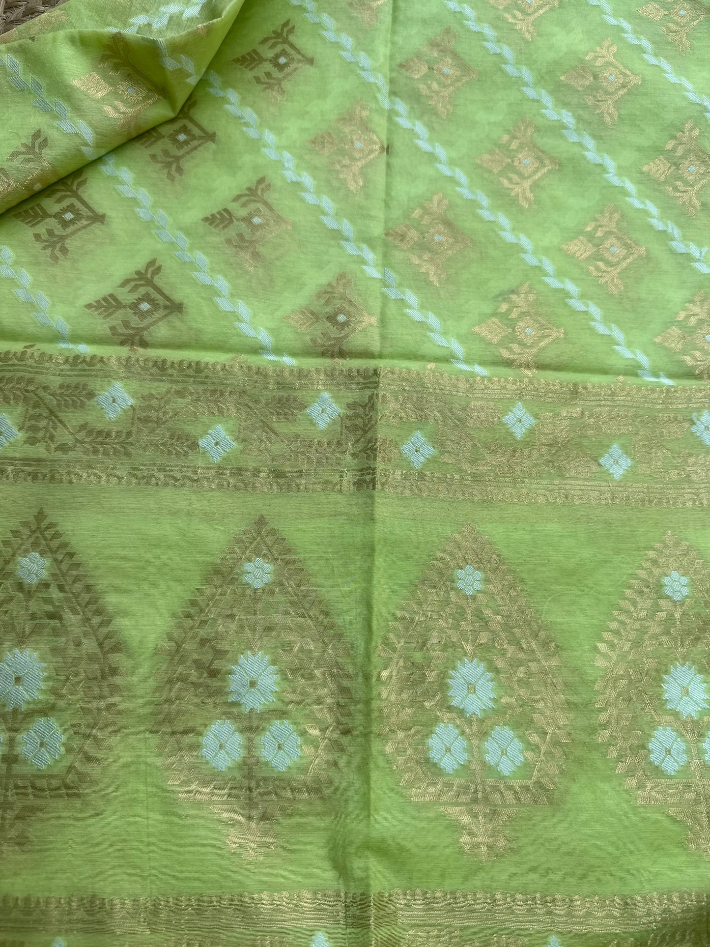 Green chanderi zari Resham weaving 3 piece suit set