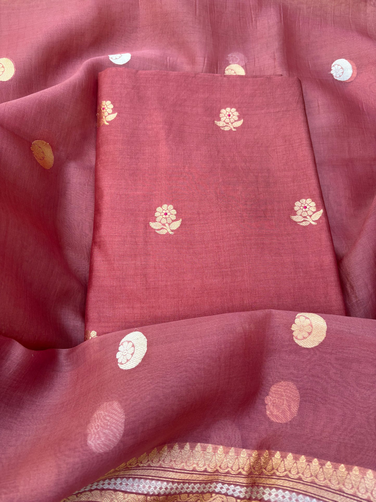 Rust kadhwa Chiniya silk , kora silk Dupatta, plain bottom