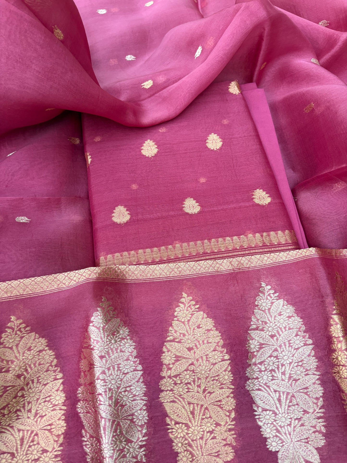 Onion pink kora kadhwa 3 piece suit set