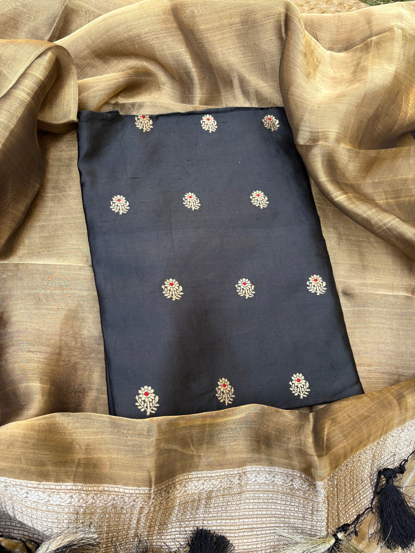 Black silk kurta , tissue kadhwa dupatta , plain bottom