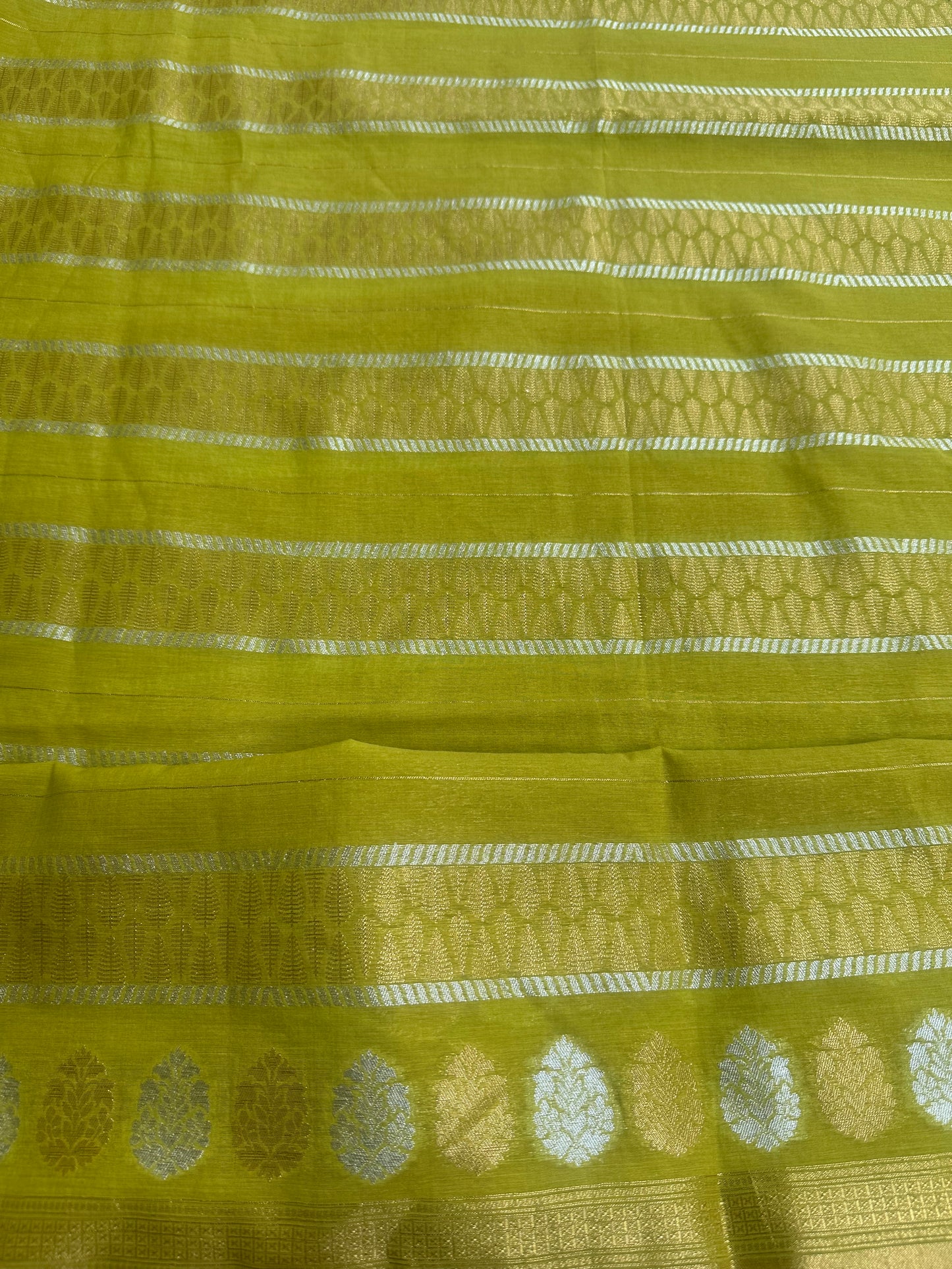Lime green brocade kurta, chanderi dupatta, plain bottom