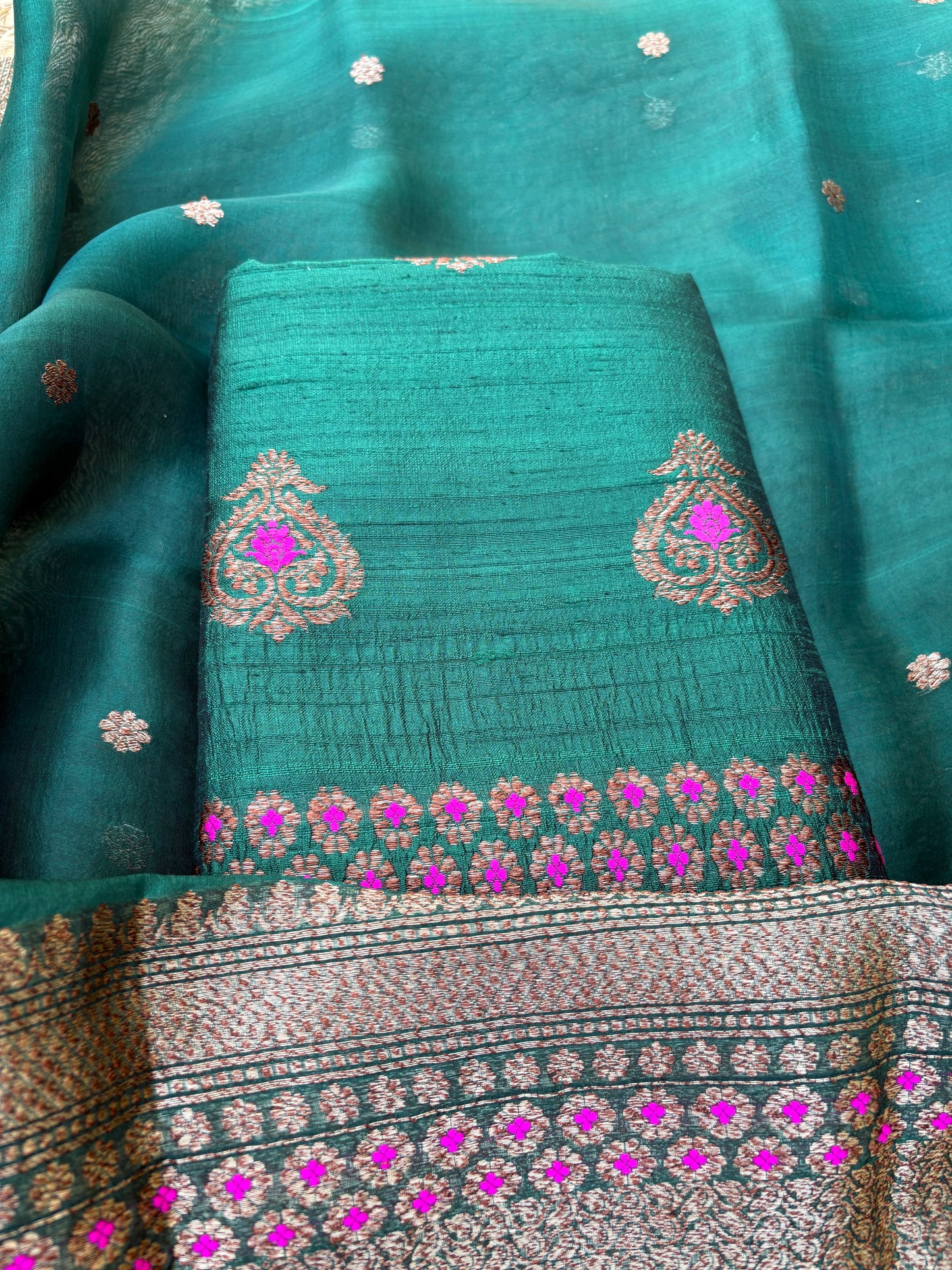 Green tusaar silk meenadar kurta, tussar bottom and plain kora silk dupatt