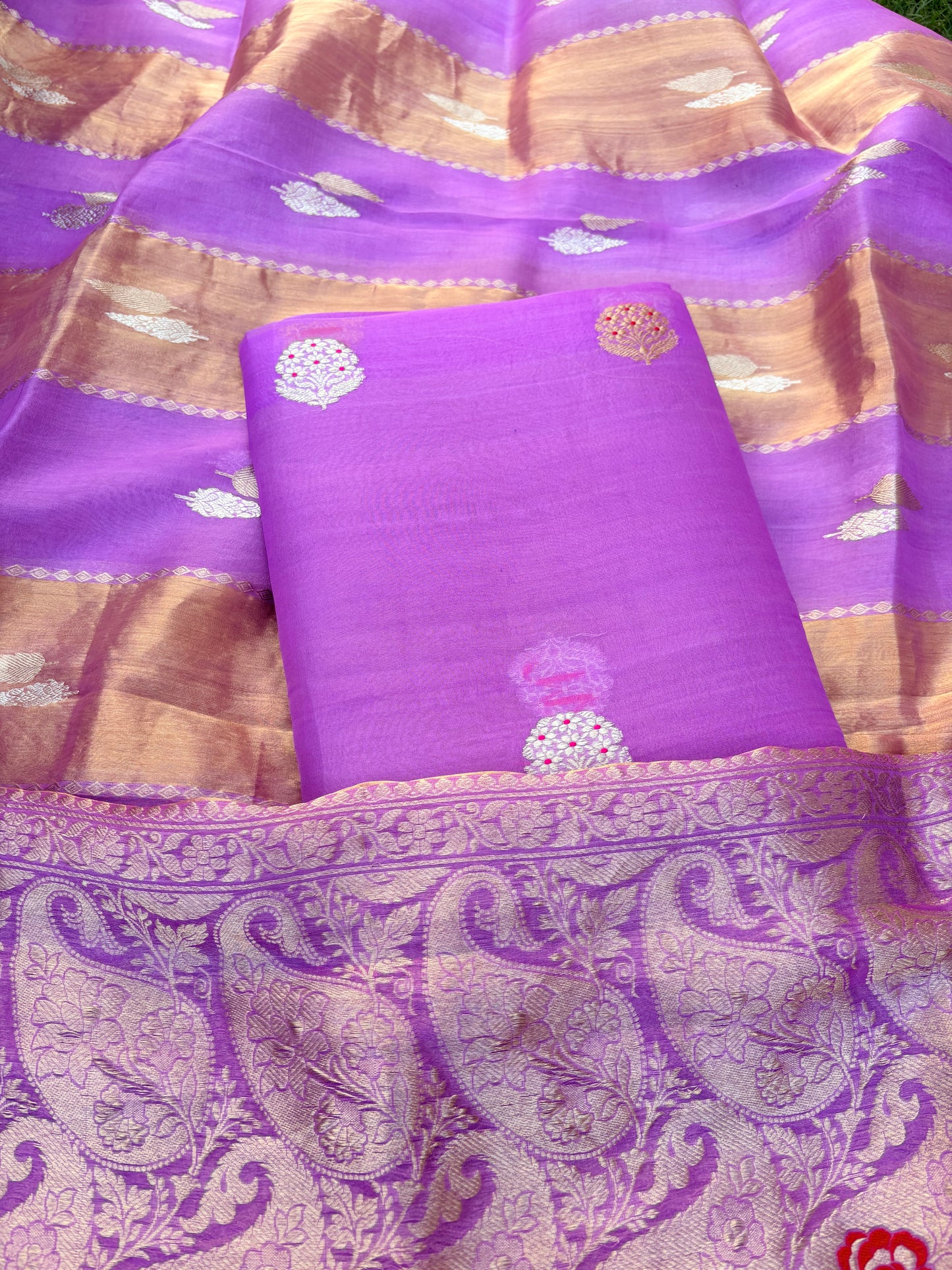 Lavender pure kadhwa silk kurta, kora tissue dupatta , plain silk bottom