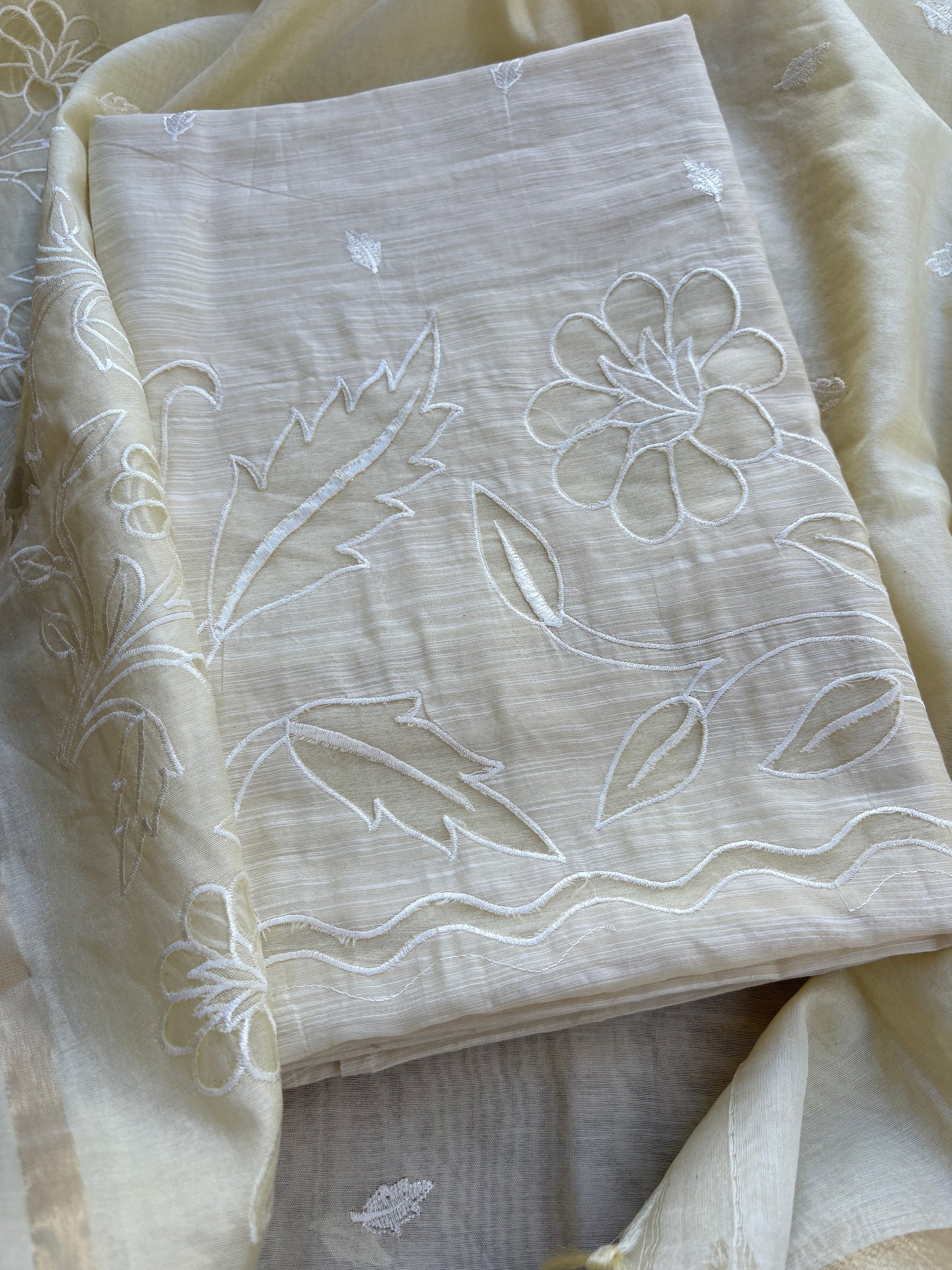 White appliqué mulchanderi suit set