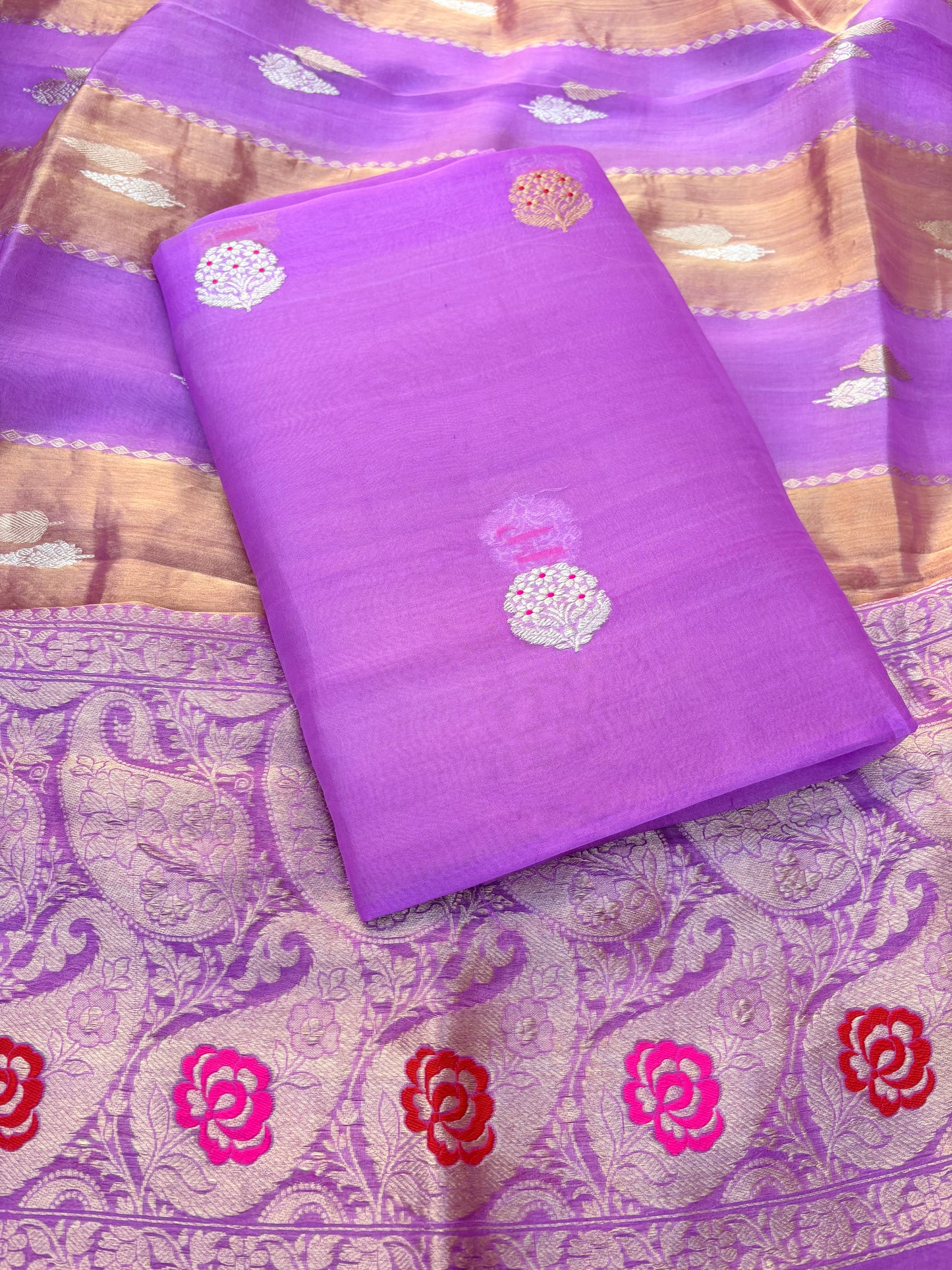 Lavender pure kadhwa silk kurta, kora tissue dupatta , plain silk bottom
