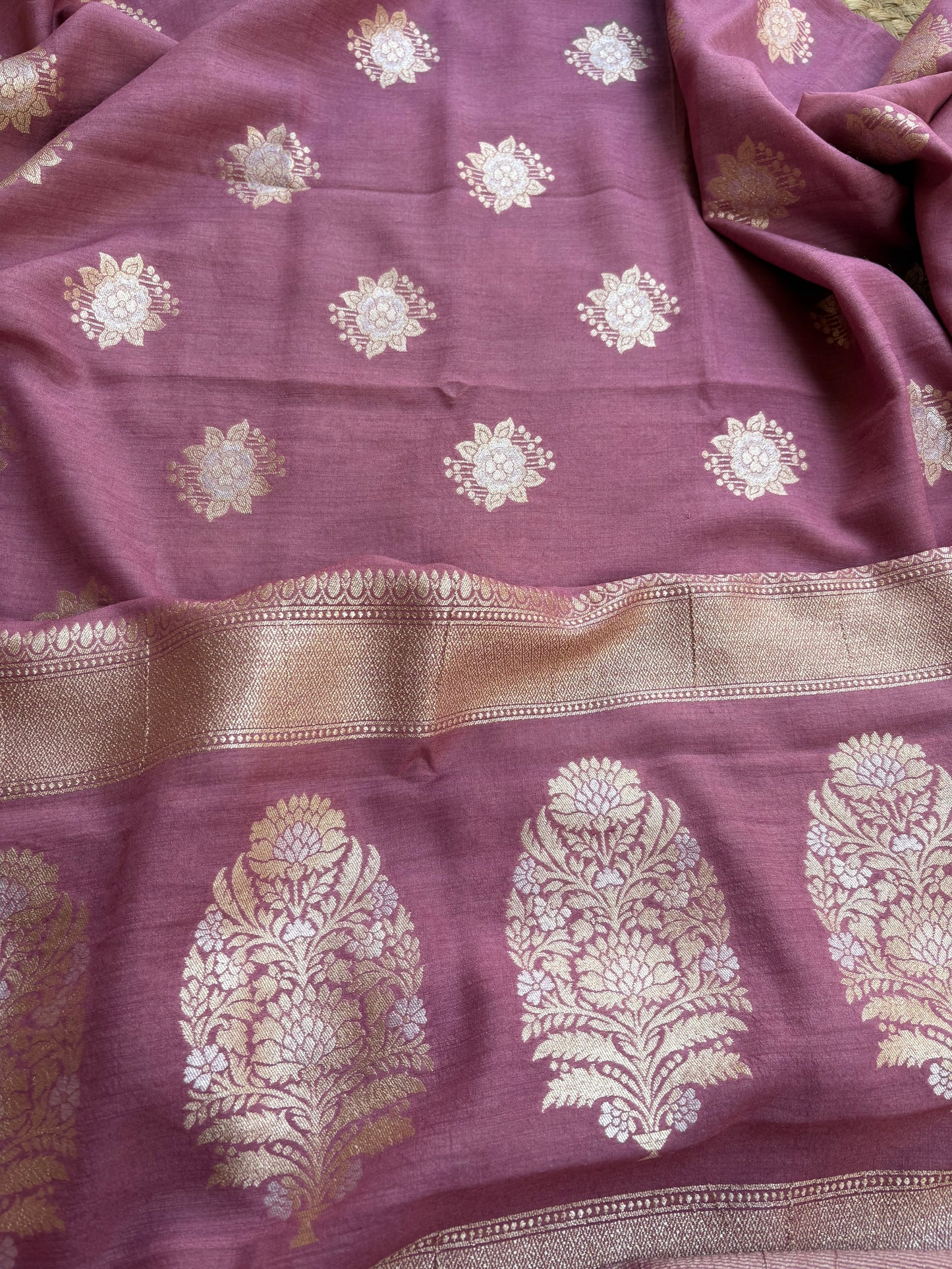 Pink Sona Roopa moomga silk 3 piece suit set