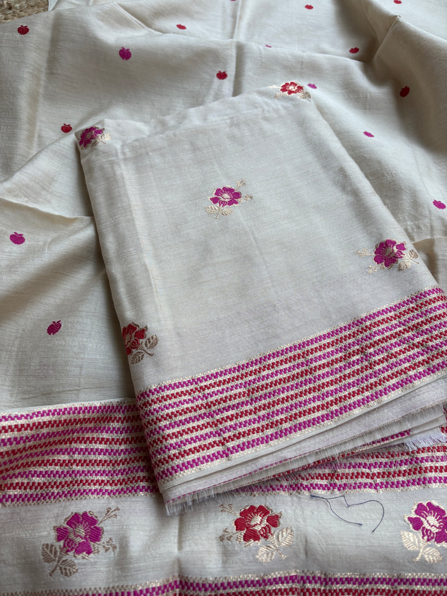Cream moonga silk meenadar suit set