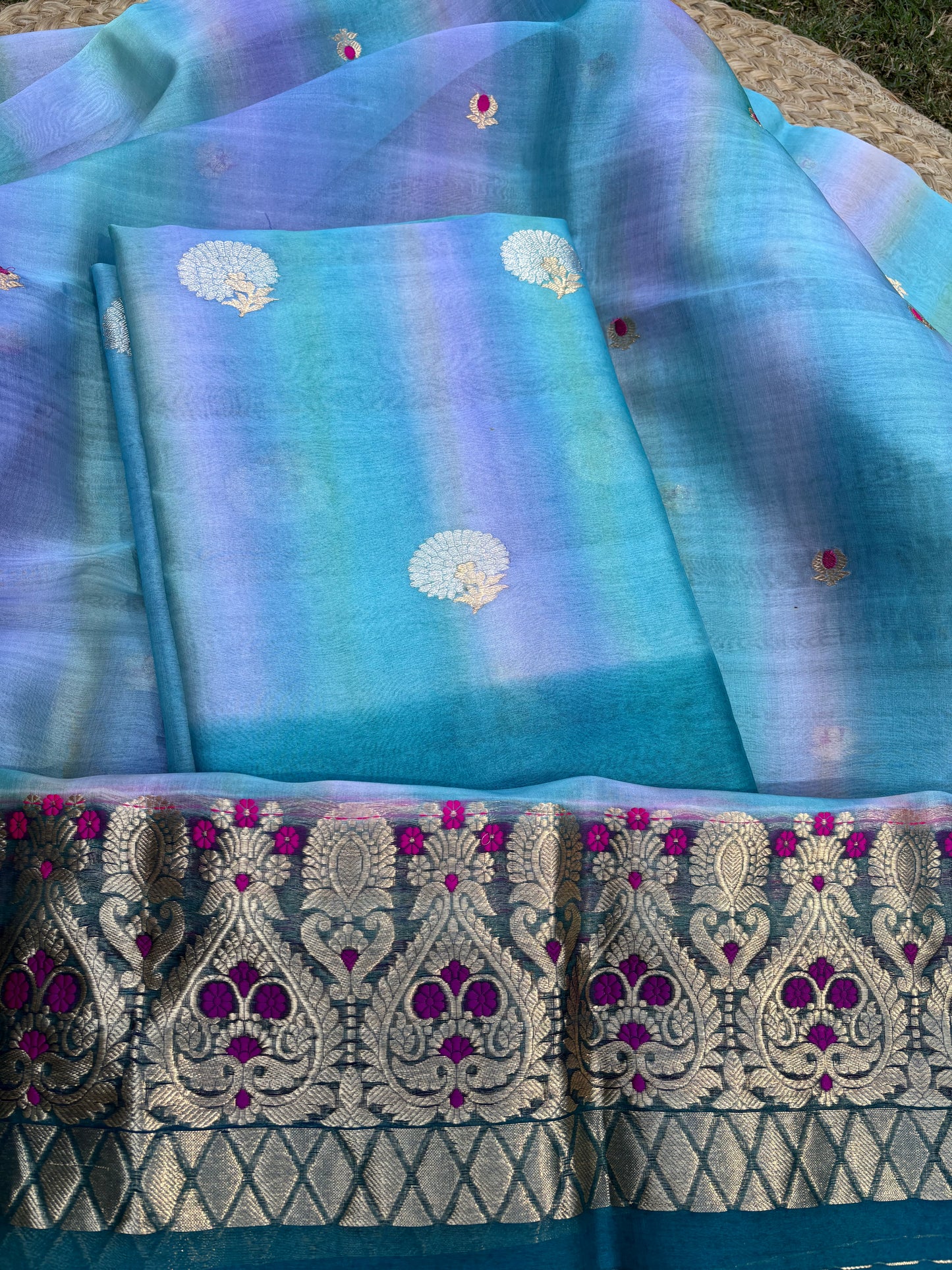 Blue shaded kora kadhwa 3 piece suit set